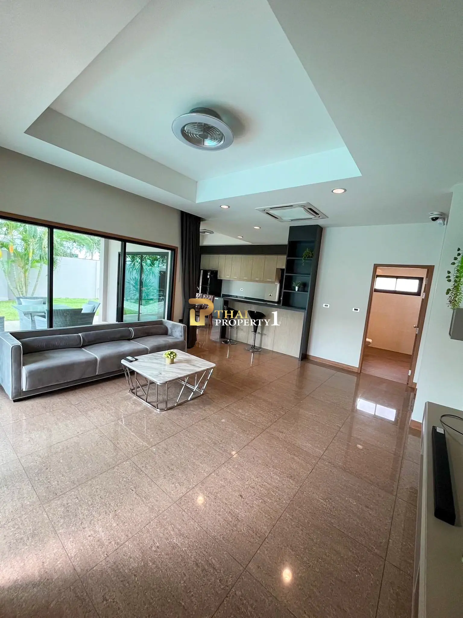 ขายบ้านพูลวิลล่ารีโนเวทใหม่ทั้งหลัง – Baan Pattaya 5