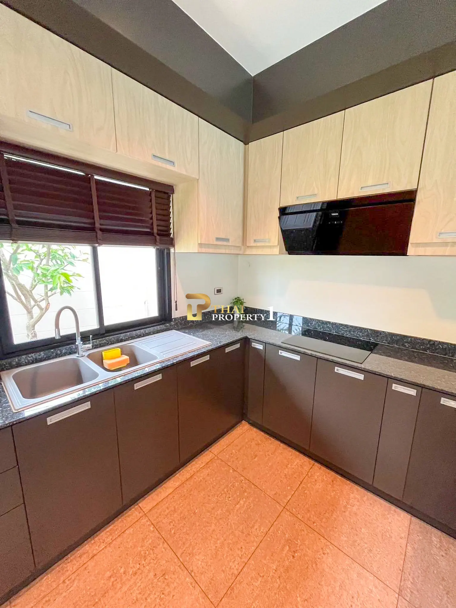 ขายบ้านพูลวิลล่ารีโนเวทใหม่ทั้งหลัง – Baan Pattaya 5