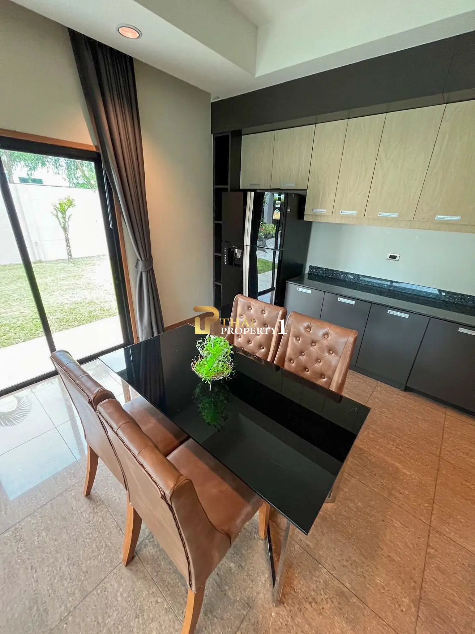 ขายบ้านพูลวิลล่ารีโนเวทใหม่ทั้งหลัง – Baan Pattaya 5