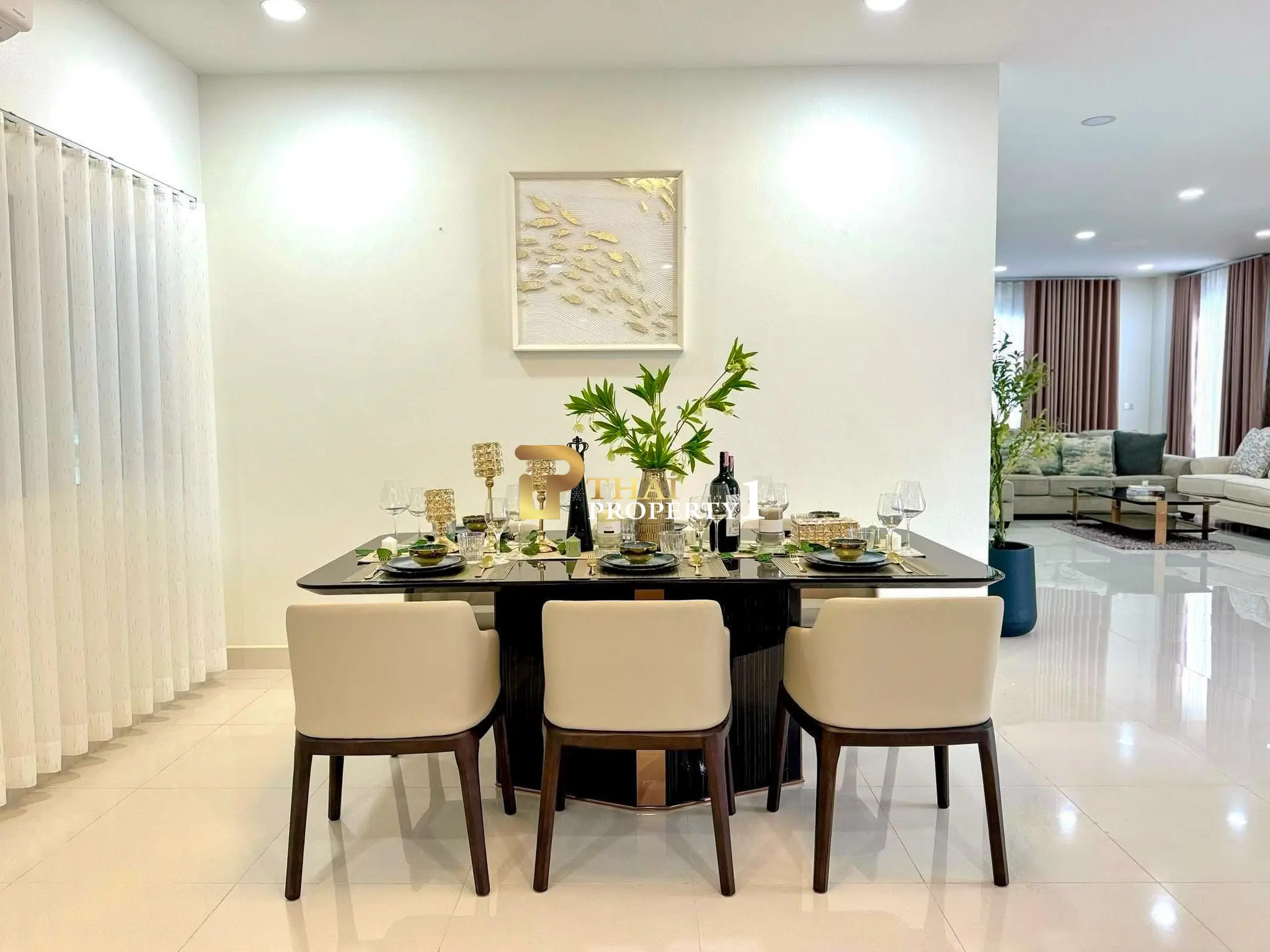 Stor luksusvilla med basseng til salgs – Ved Mabprachan-reservoaret Kristina Villa Pattaya