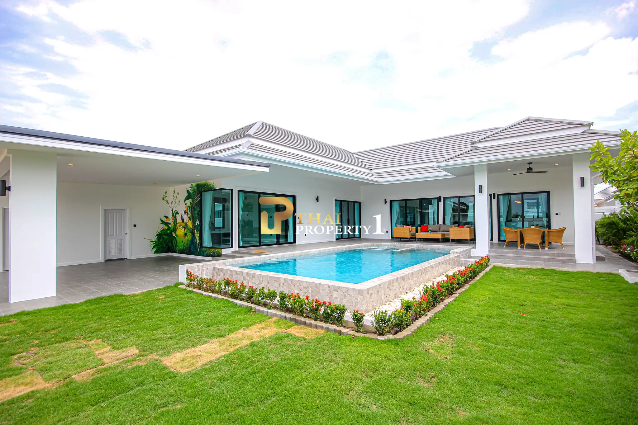 Ny off-plan moderne bassengvilla med 3 soverom i Botanica Hua Hin