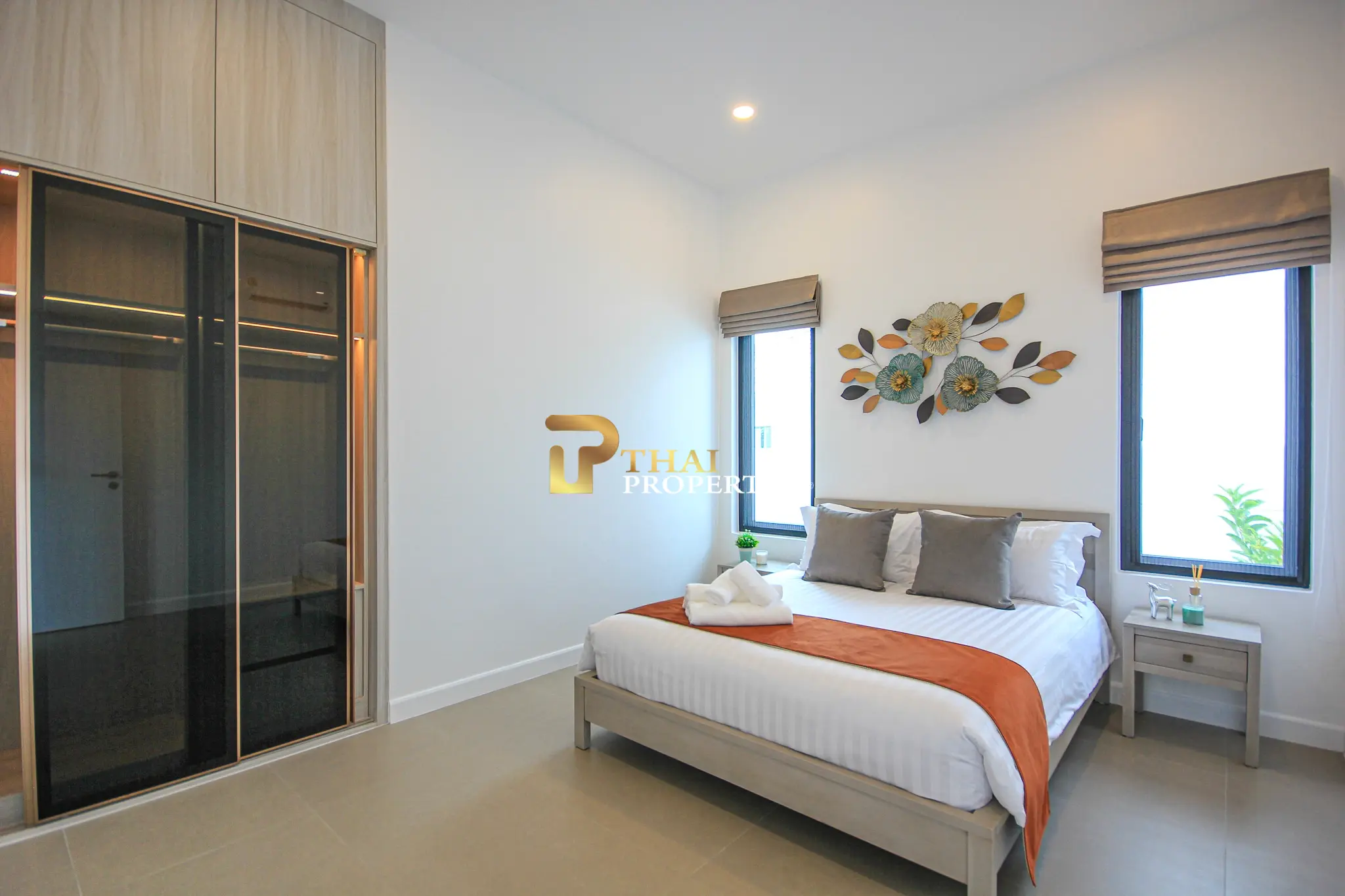 Ny off-plan moderne bassengvilla med 3 soverom i Botanica Hua Hin