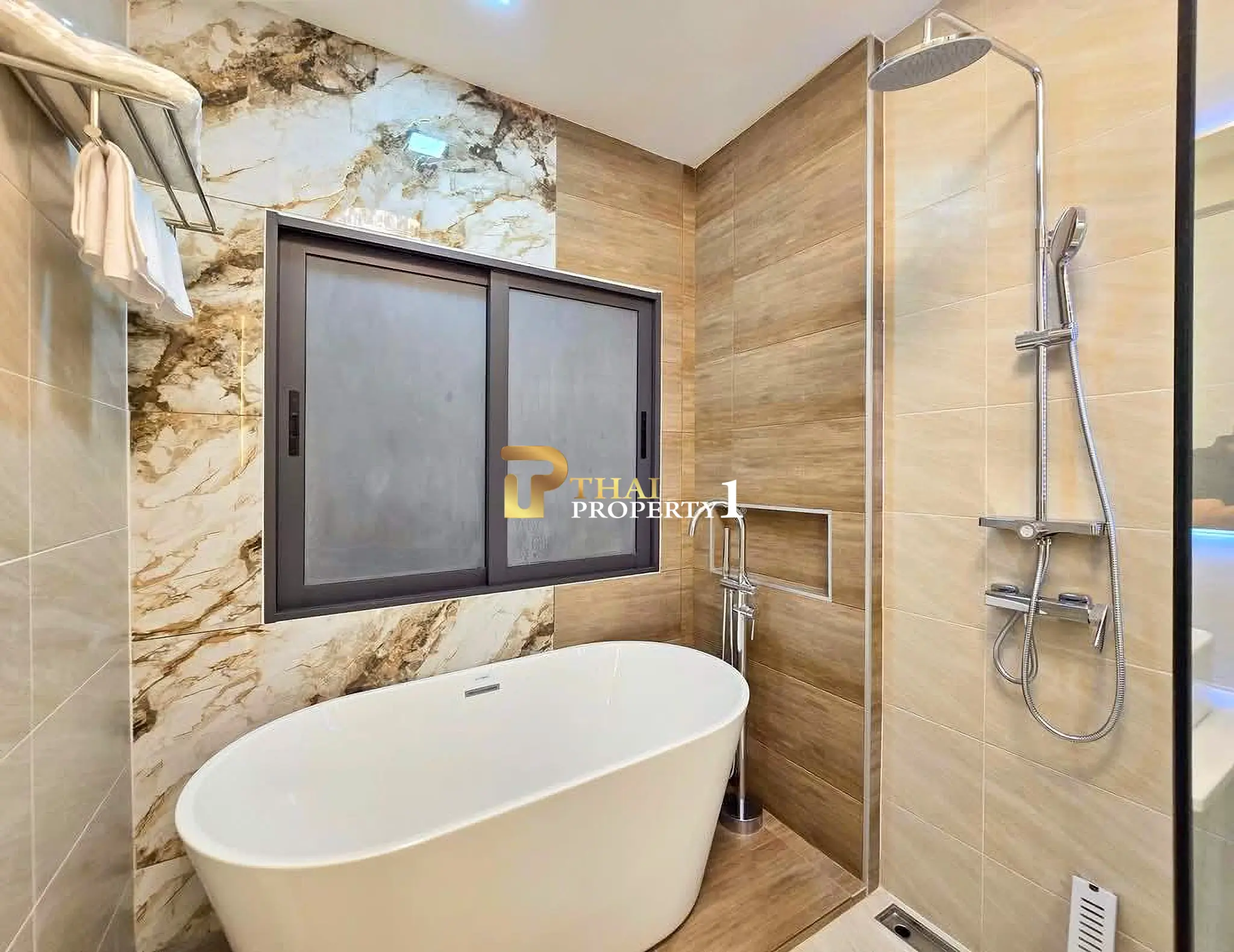 บ้านในฝันที่มีอยู่จริง ขาย Modern Classic Pool Villas Pattaya ใกล้อ่างเก็บน้ำมาบประชัน