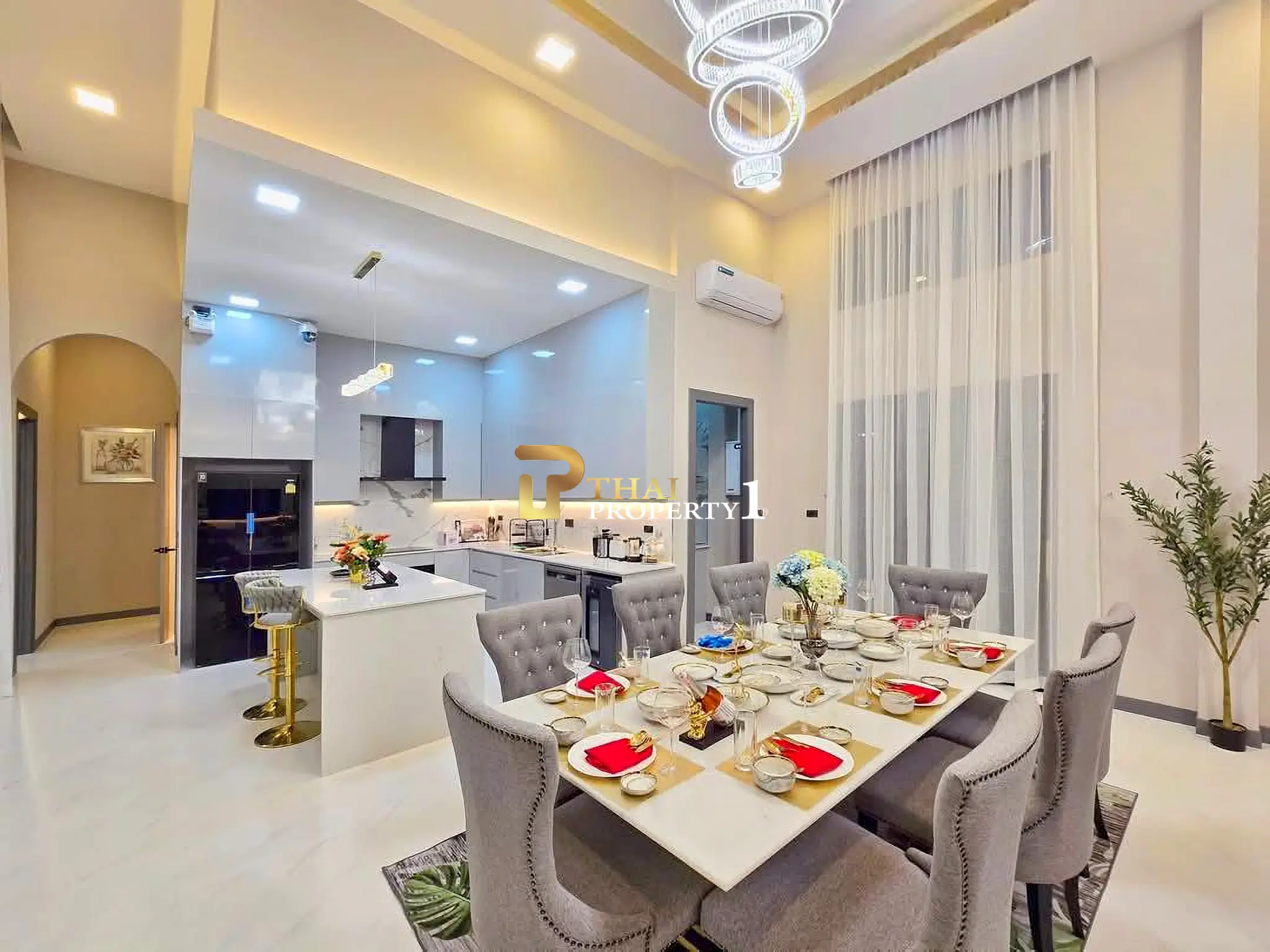 บ้านในฝันที่มีอยู่จริง ขาย Modern Classic Pool Villas Pattaya ใกล้อ่างเก็บน้ำมาบประชัน