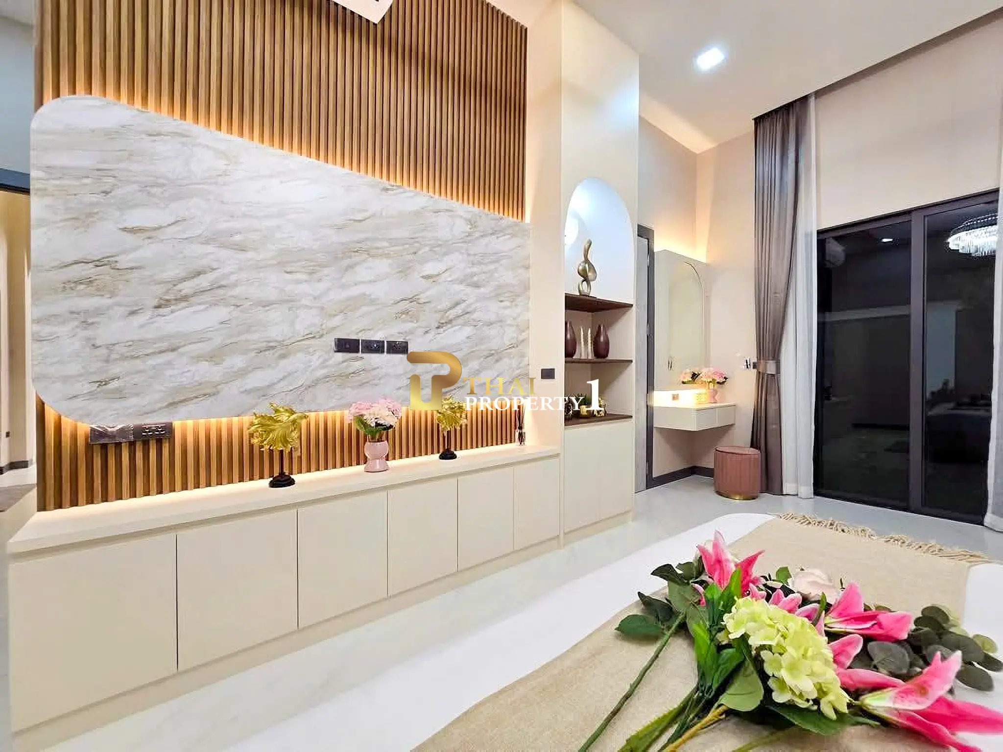 บ้านในฝันที่มีอยู่จริง ขาย Modern Classic Pool Villas Pattaya ใกล้อ่างเก็บน้ำมาบประชัน
