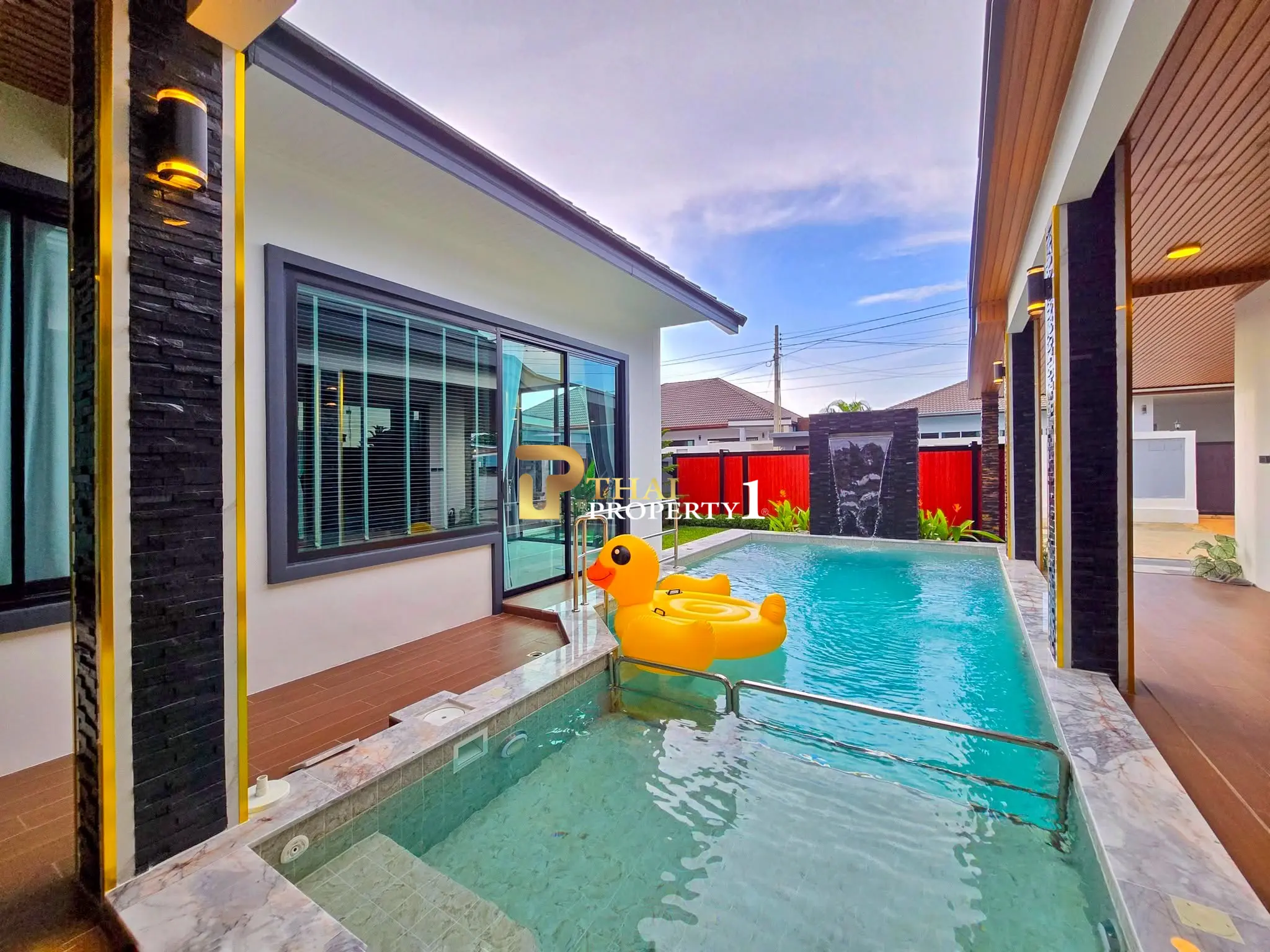 Luksus Ny Poolvilla Nær Mabprachan Reservoir Pattaya