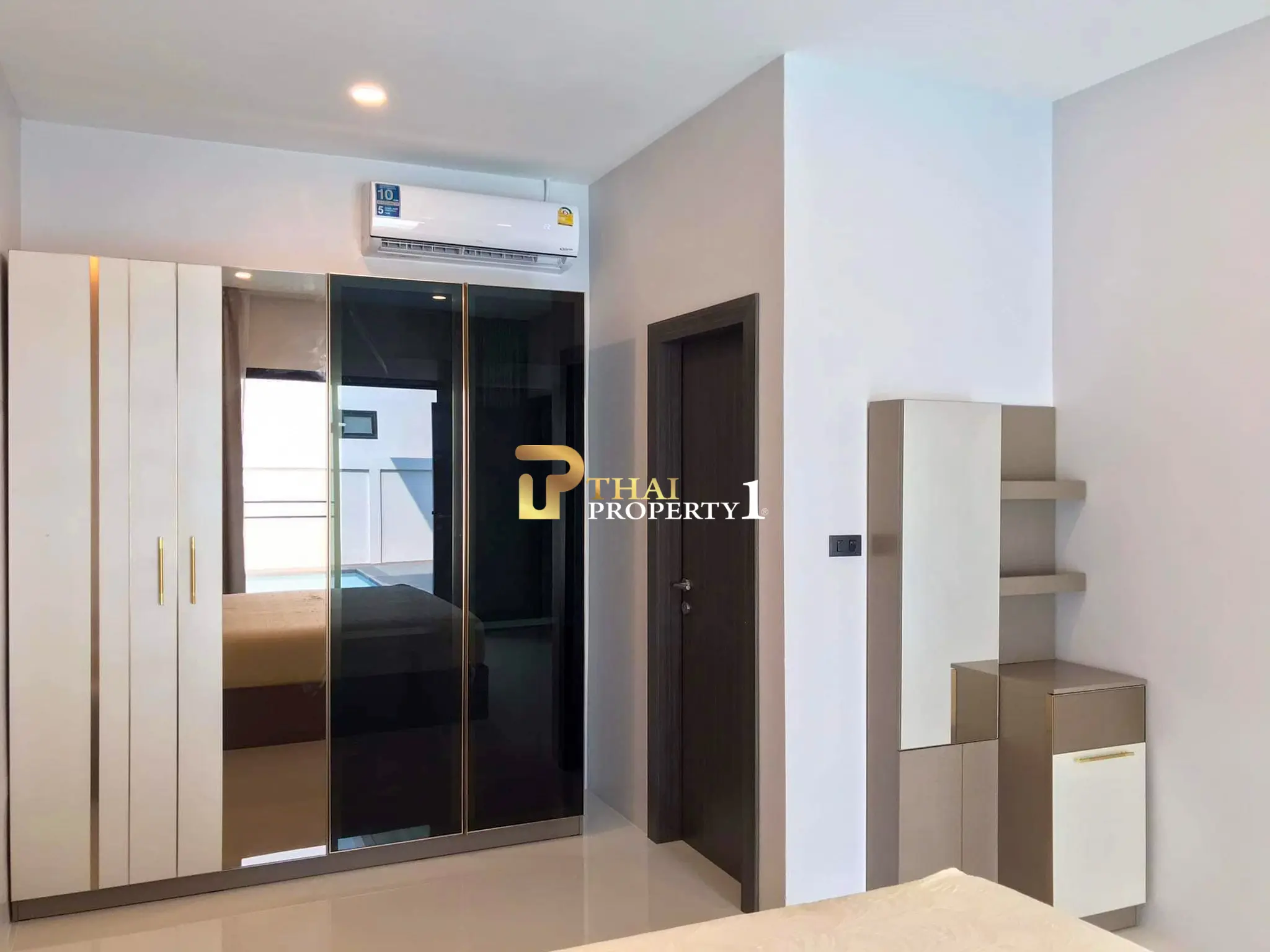Privat Bassengvilla til Salgs – Nær Regent & Rugby International Schools, Øst-Pattaya, Nong Pla Lai