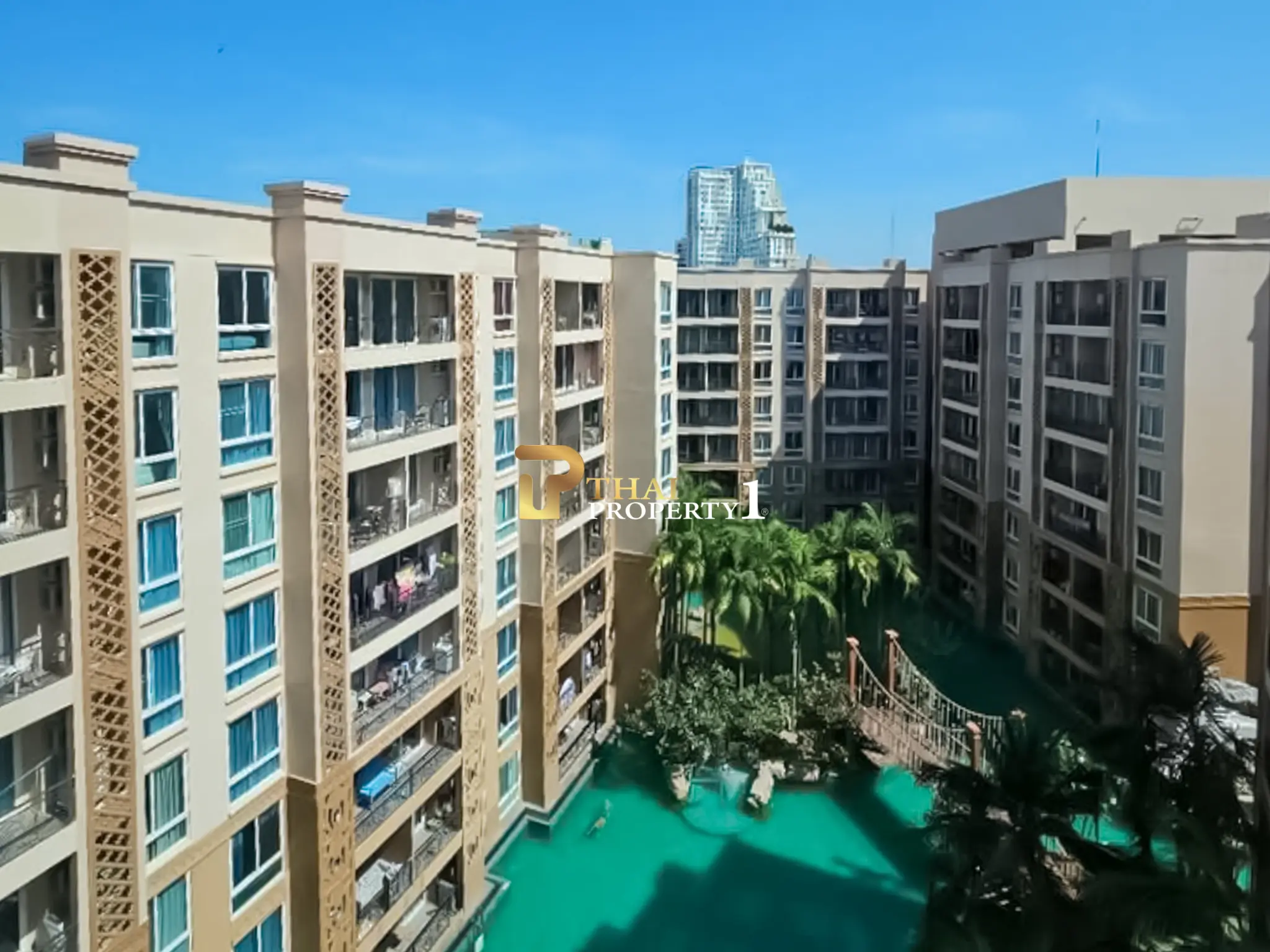 Bassengutsikt 2-roms leilighet til salgs – Atlantis Condo Resort Pattaya