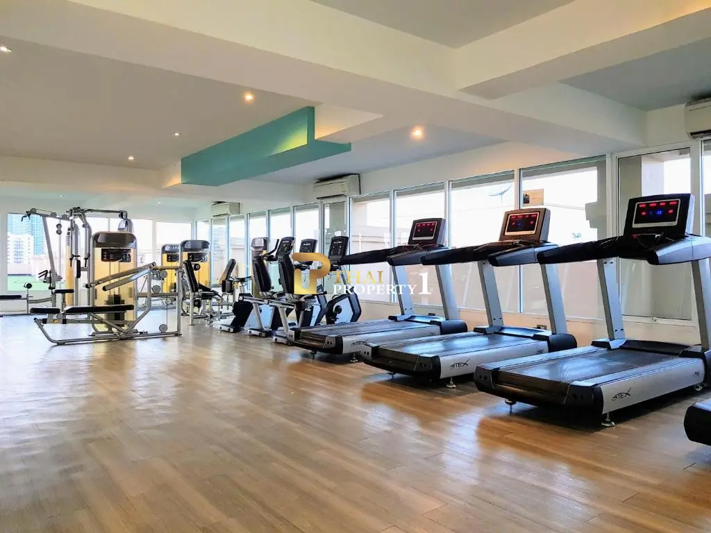 Bassengutsikt 2-roms leilighet til salgs – Atlantis Condo Resort Pattaya