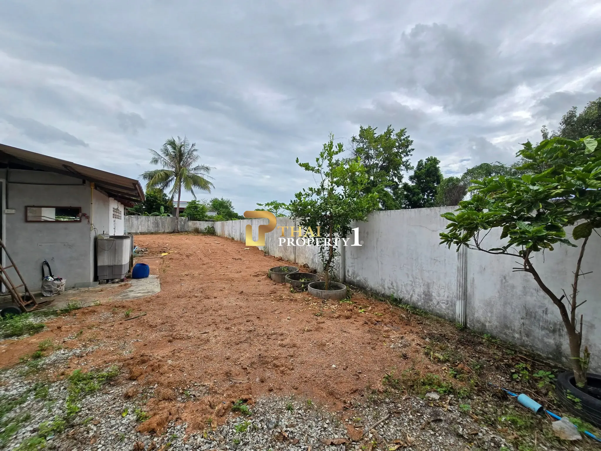 House with Land for Sale – 284 Sq.w. in Pattaya Prime Location Special Price