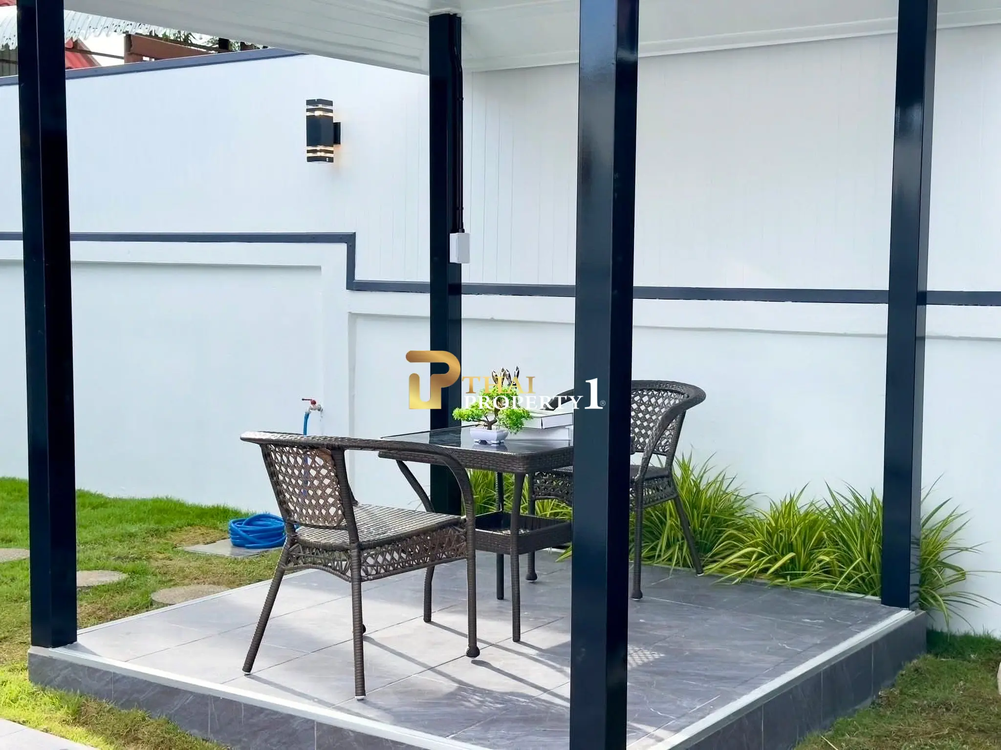 Townhome for Sale – Fully Furnished & Move-in Ready at Amornrat 3 Village Pattaya