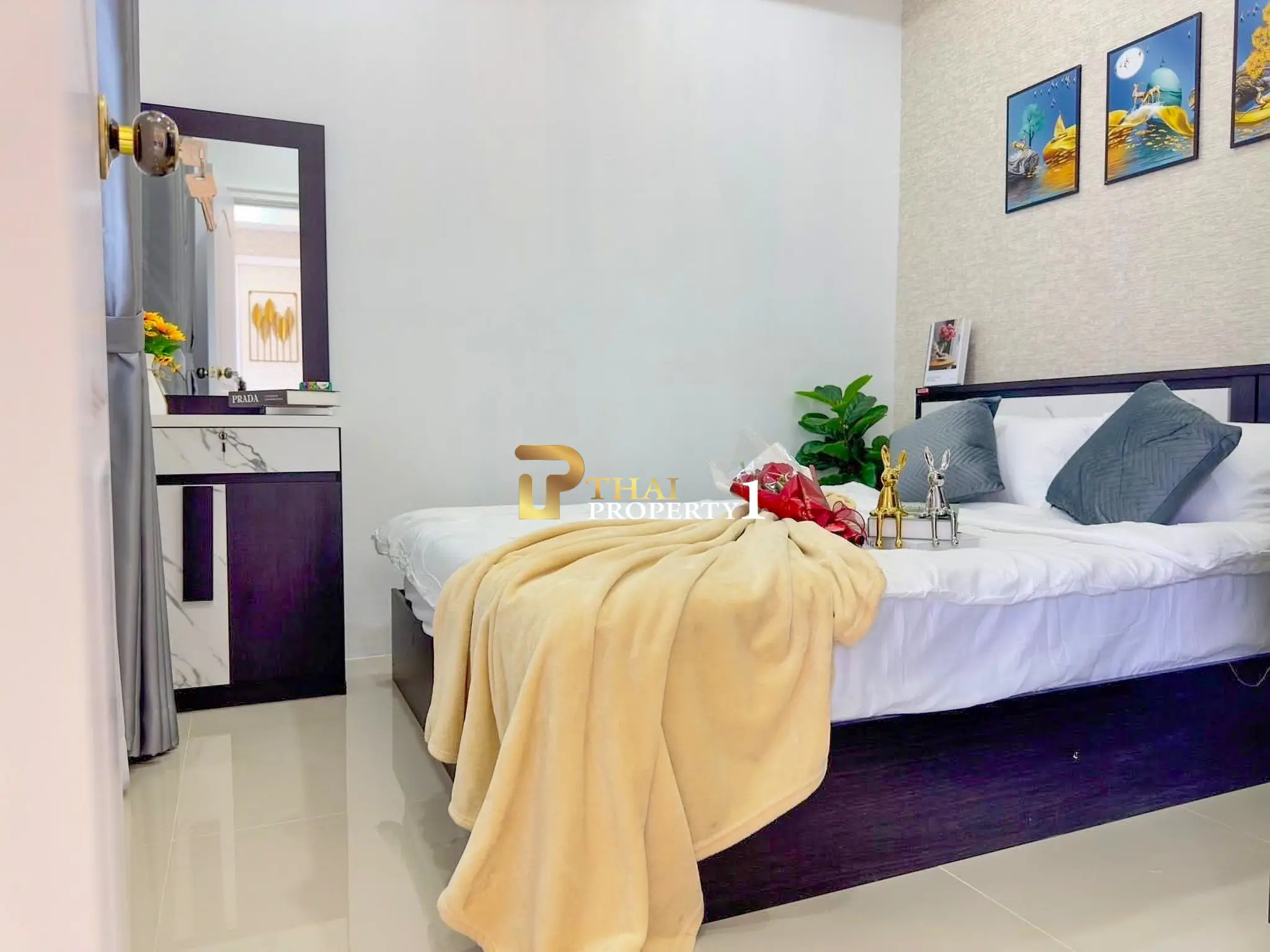 Townhome for Sale – Fully Furnished & Move-in Ready at Amornrat 3 Village Pattaya