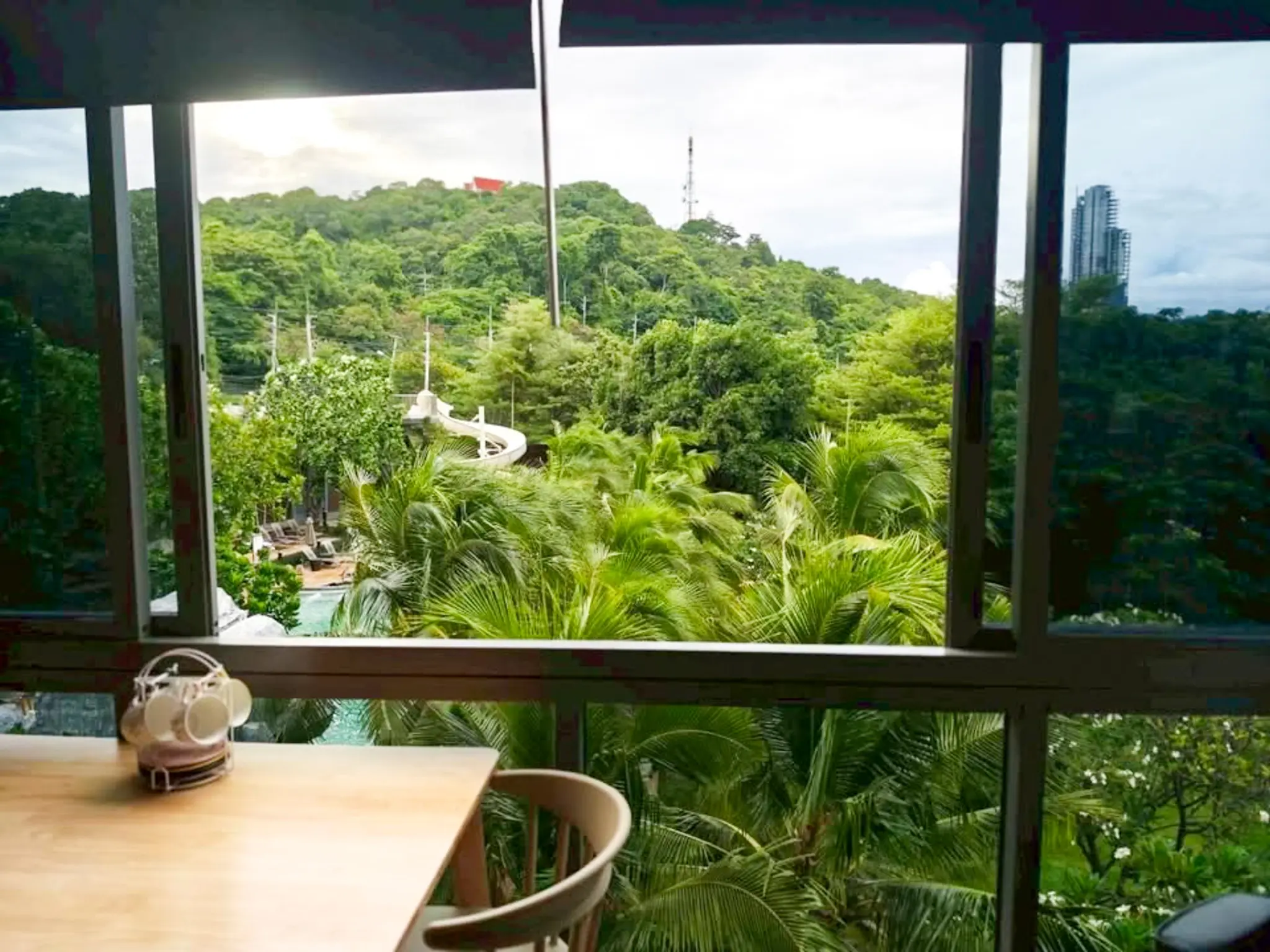 2-Bedroom Condo for Sale – Unixx South Pattaya Condominium
