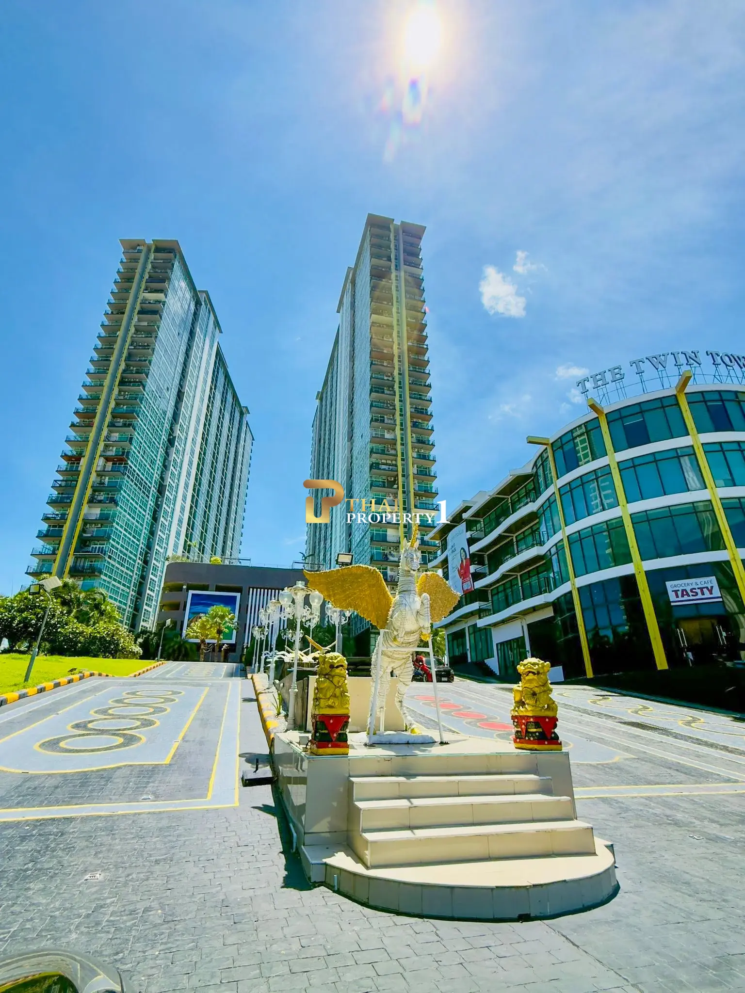 For Sale 1-Bedroom Condo Sea & City View – The Grand Jomtien Pattaya Beach