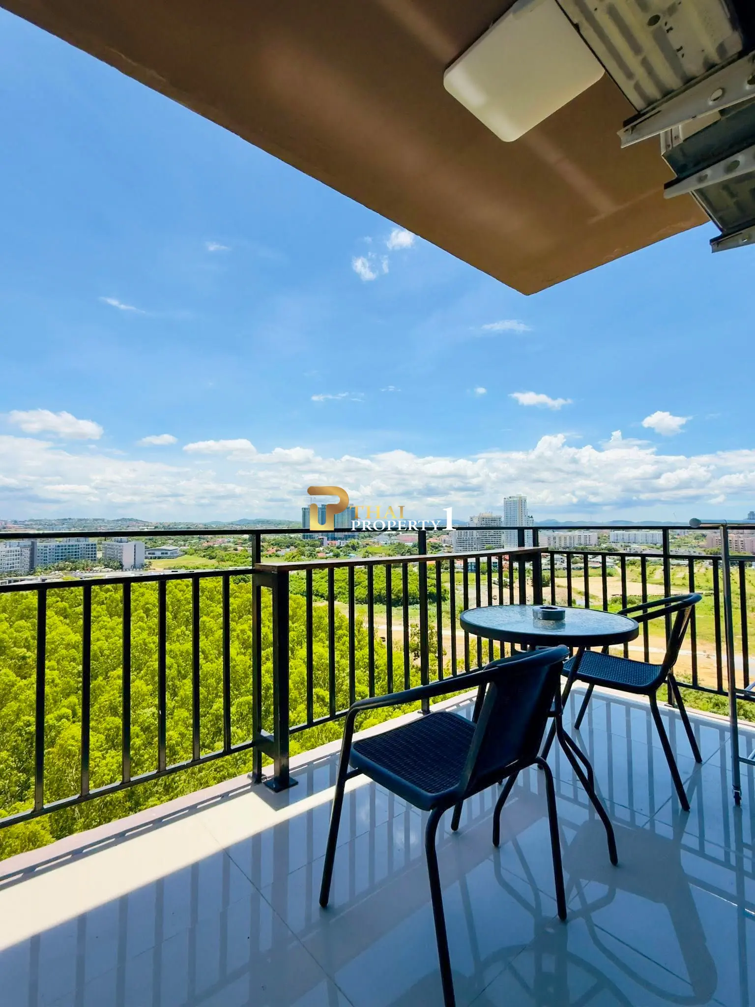 For Sale 1-Bedroom Condo Sea & City View – The Grand Jomtien Pattaya Beach