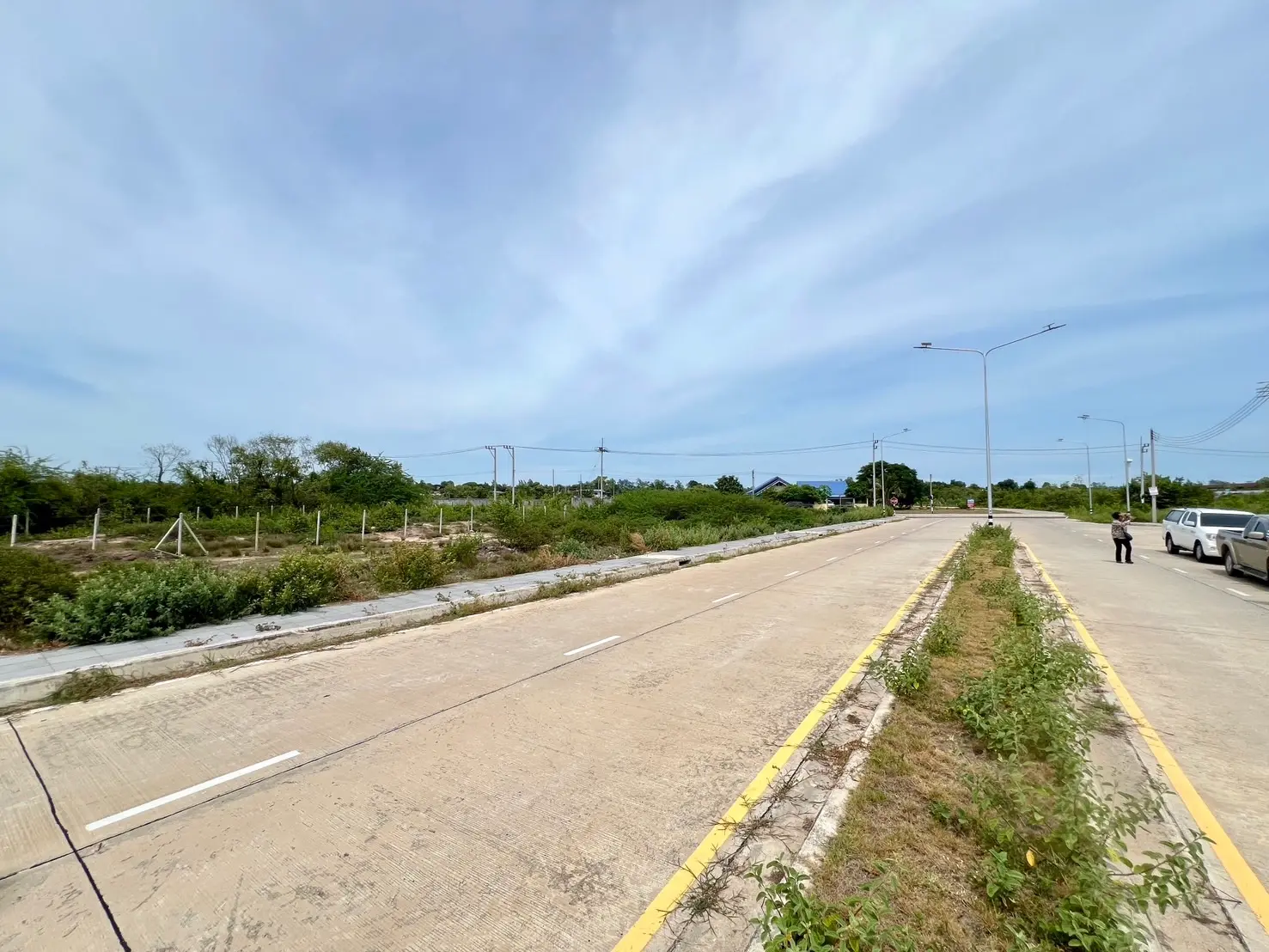 Directly opposite Cha-Am Provincial Waterworks Office – High-Potential Location! (10 M THB/RAI)