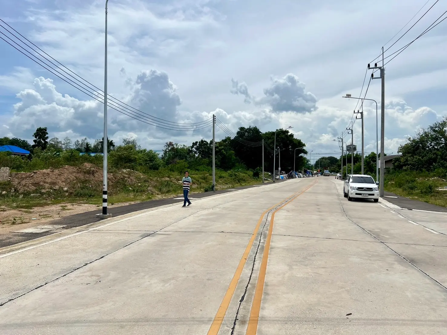 Directly opposite Cha-Am Provincial Waterworks Office – High-Potential Location! (10 M THB/RAI)