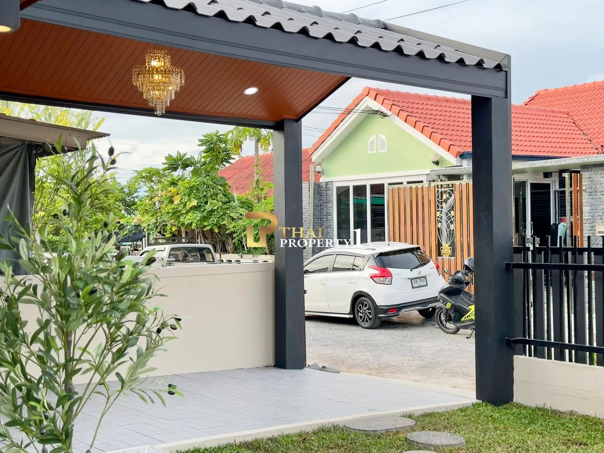 House for Sale – Palm Hill Village Huay Yai Pattaya Ready to Move In – Special Price