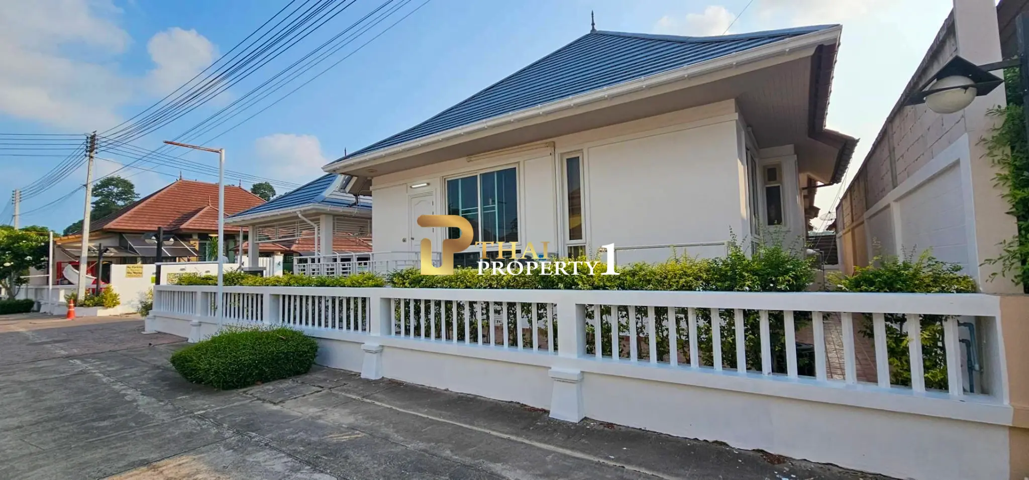 Bangsaray House 3-Bedroom for Sale in Le Beach Home Bangsaray Beachfront Village