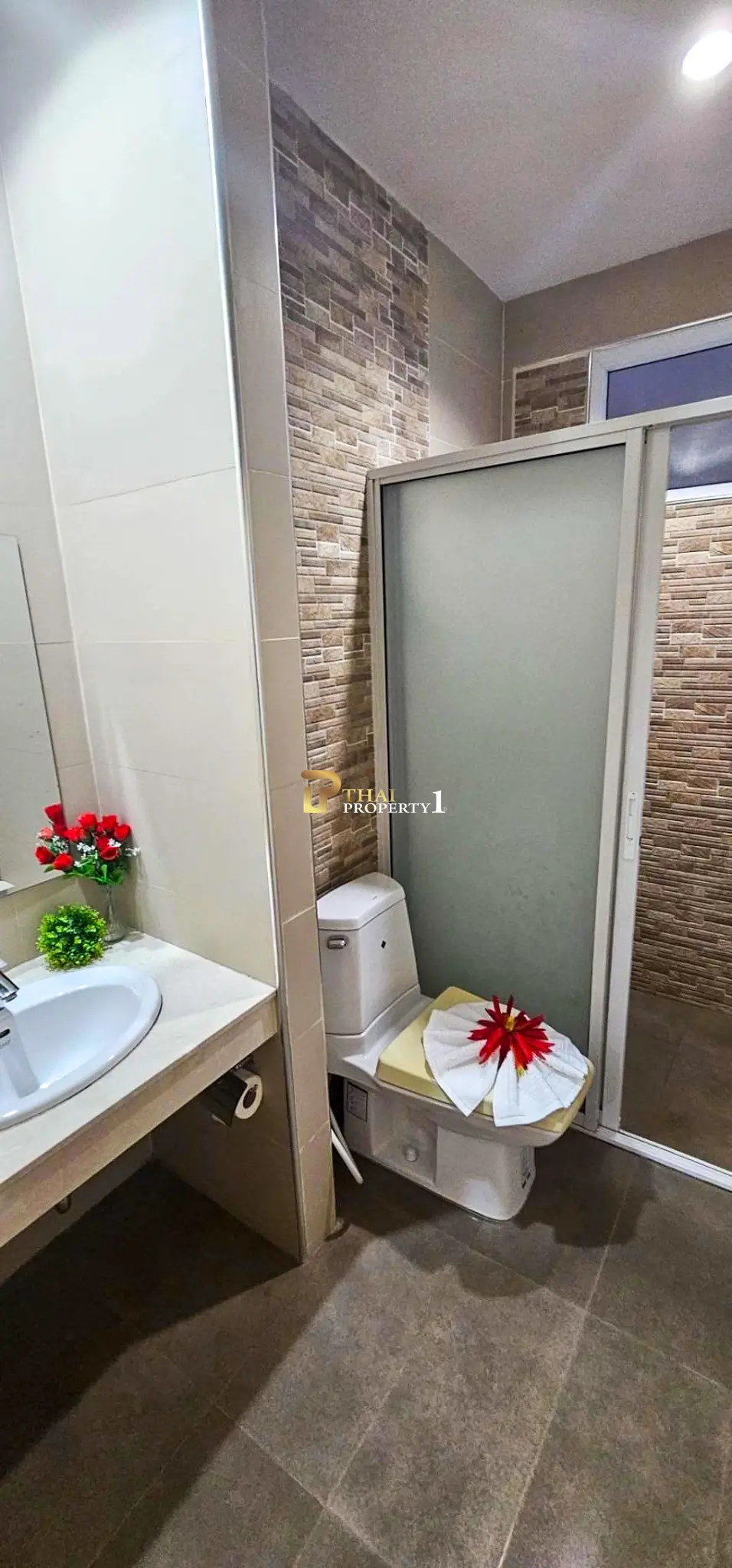 Bangsaray House 3-Bedroom for Sale in Le Beach Home Bangsaray Beachfront Village