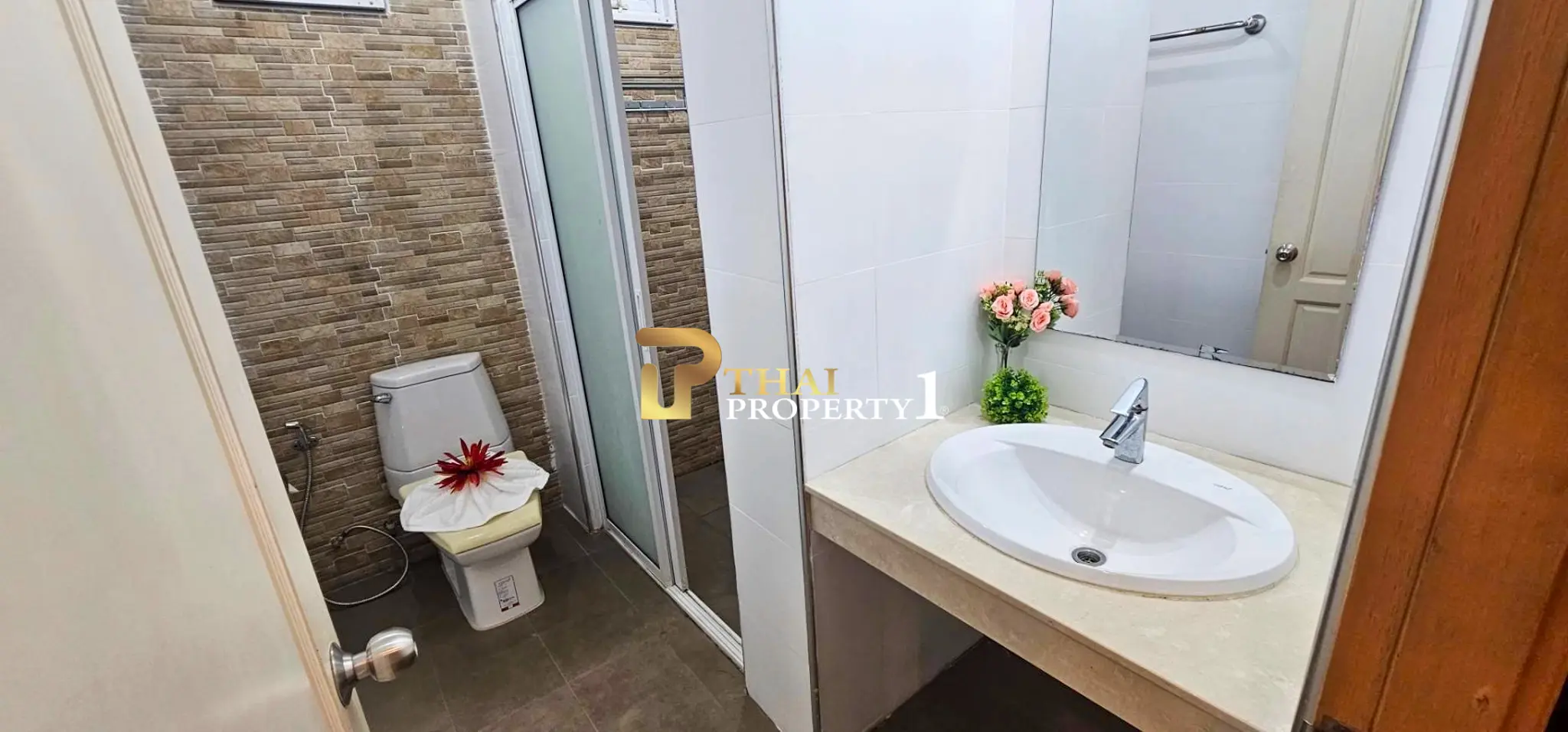 Bangsaray House 3-Bedroom for Sale in Le Beach Home Bangsaray Beachfront Village