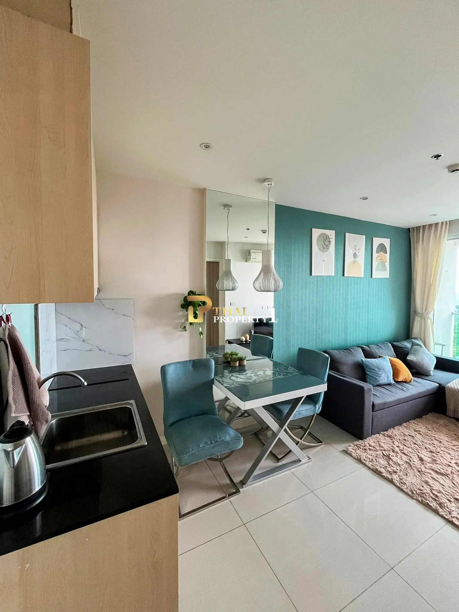  Seaview 1-Bedroom Grand Caribbean Condo Resort Pattaya for Sale