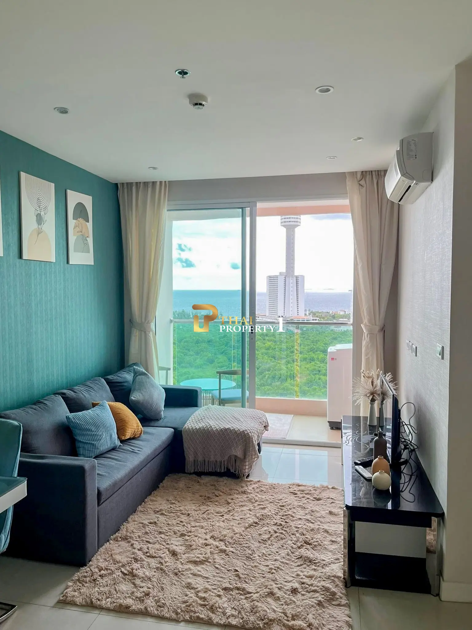  Seaview 1-Bedroom Grand Caribbean Condo Resort Pattaya for Sale