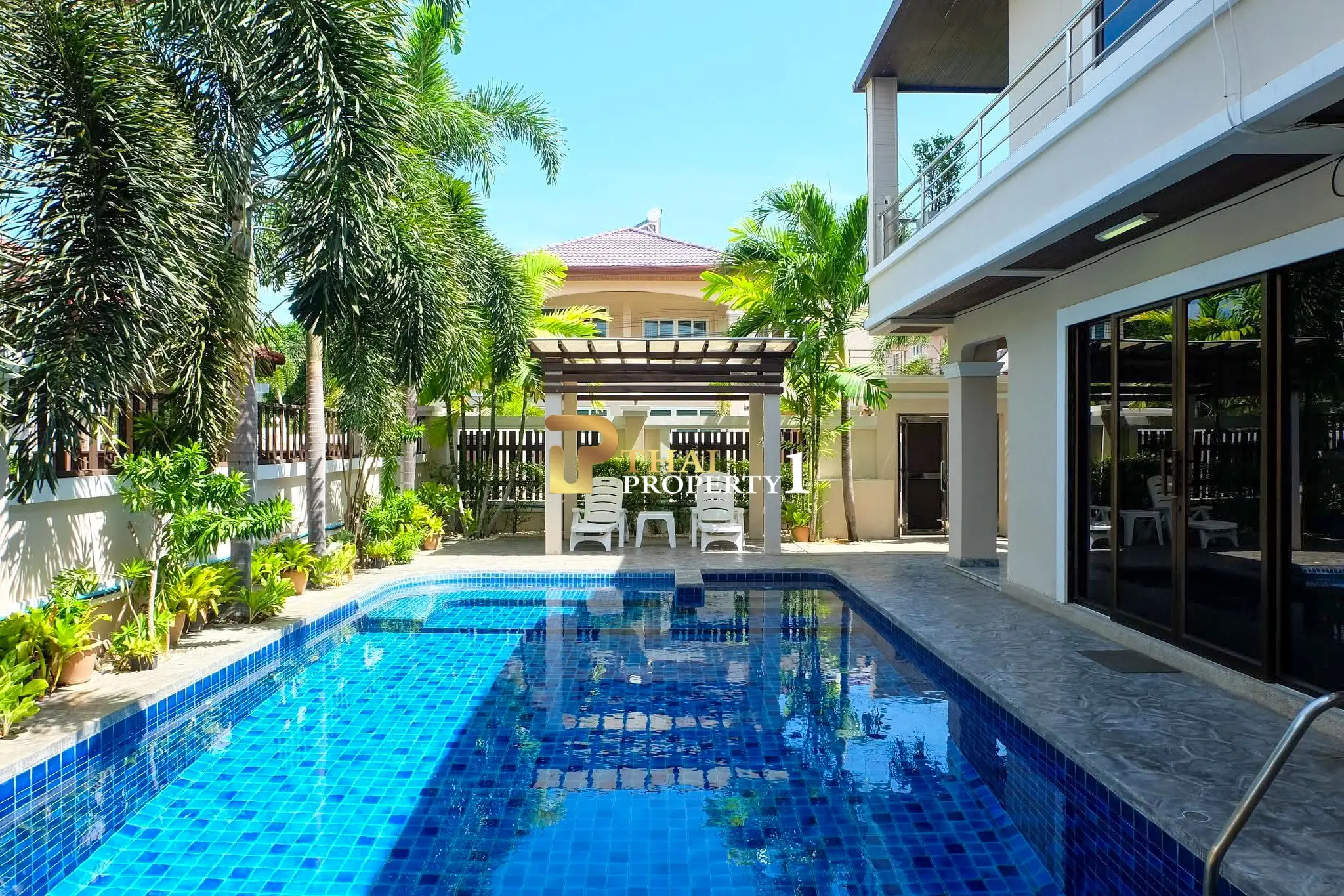 Luxury 2-Storey Pool Villa for Sale – European Home Place Village, South Pattaya