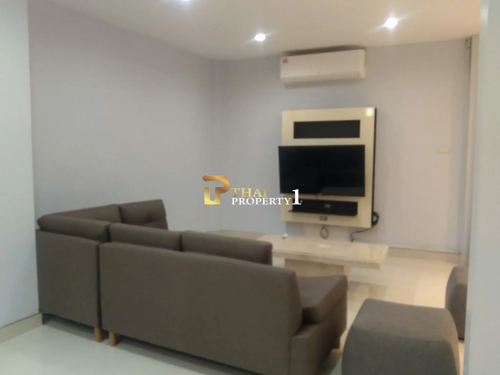 Luxury 2-Storey Pool Villa for Sale – European Home Place Village, South Pattaya