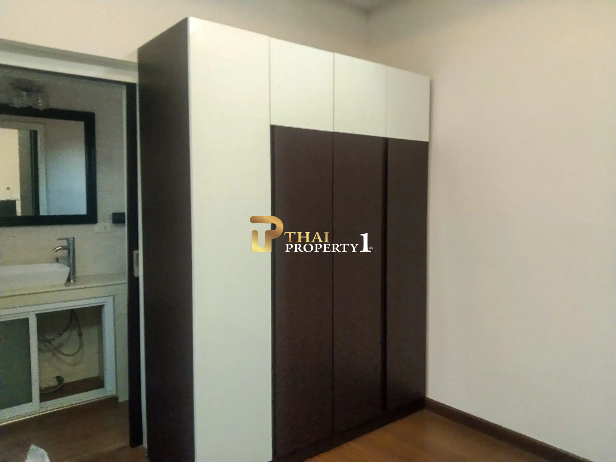 Luxury 2-Storey Pool Villa for Sale – European Home Place Village, South Pattaya