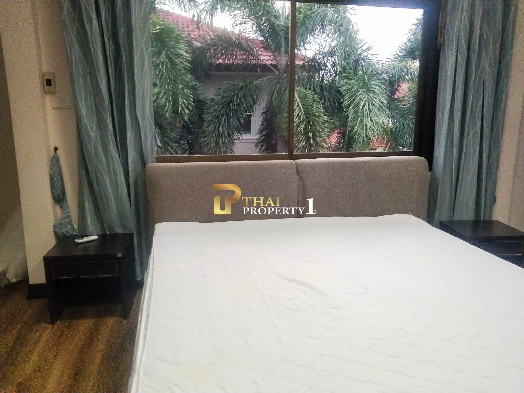 Luxury 2-Storey Pool Villa for Sale – European Home Place Village, South Pattaya