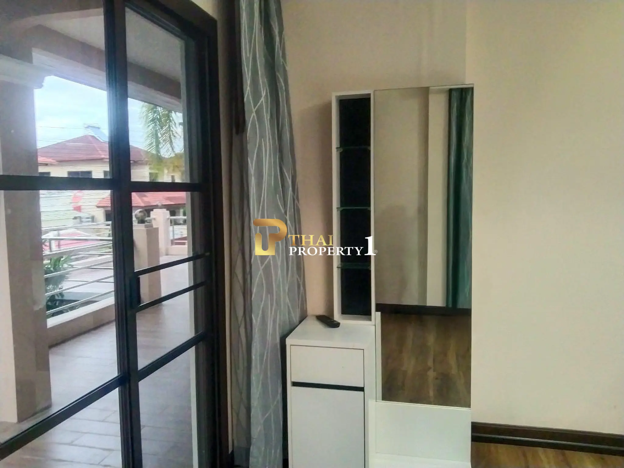 Luxury 2-Storey Pool Villa for Sale – European Home Place Village, South Pattaya