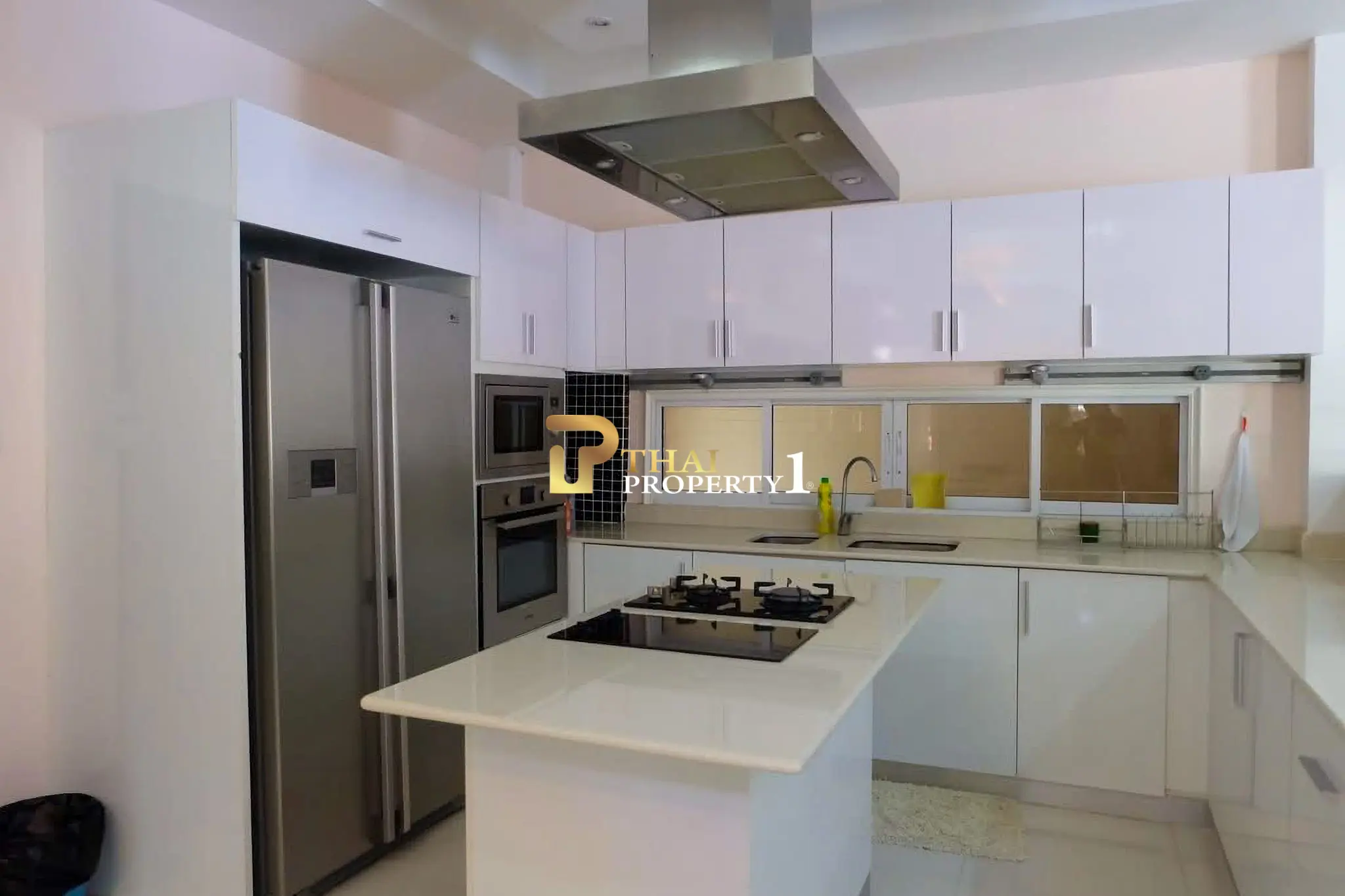 Luxury 2-Storey Pool Villa for Sale – European Home Place Village, South Pattaya