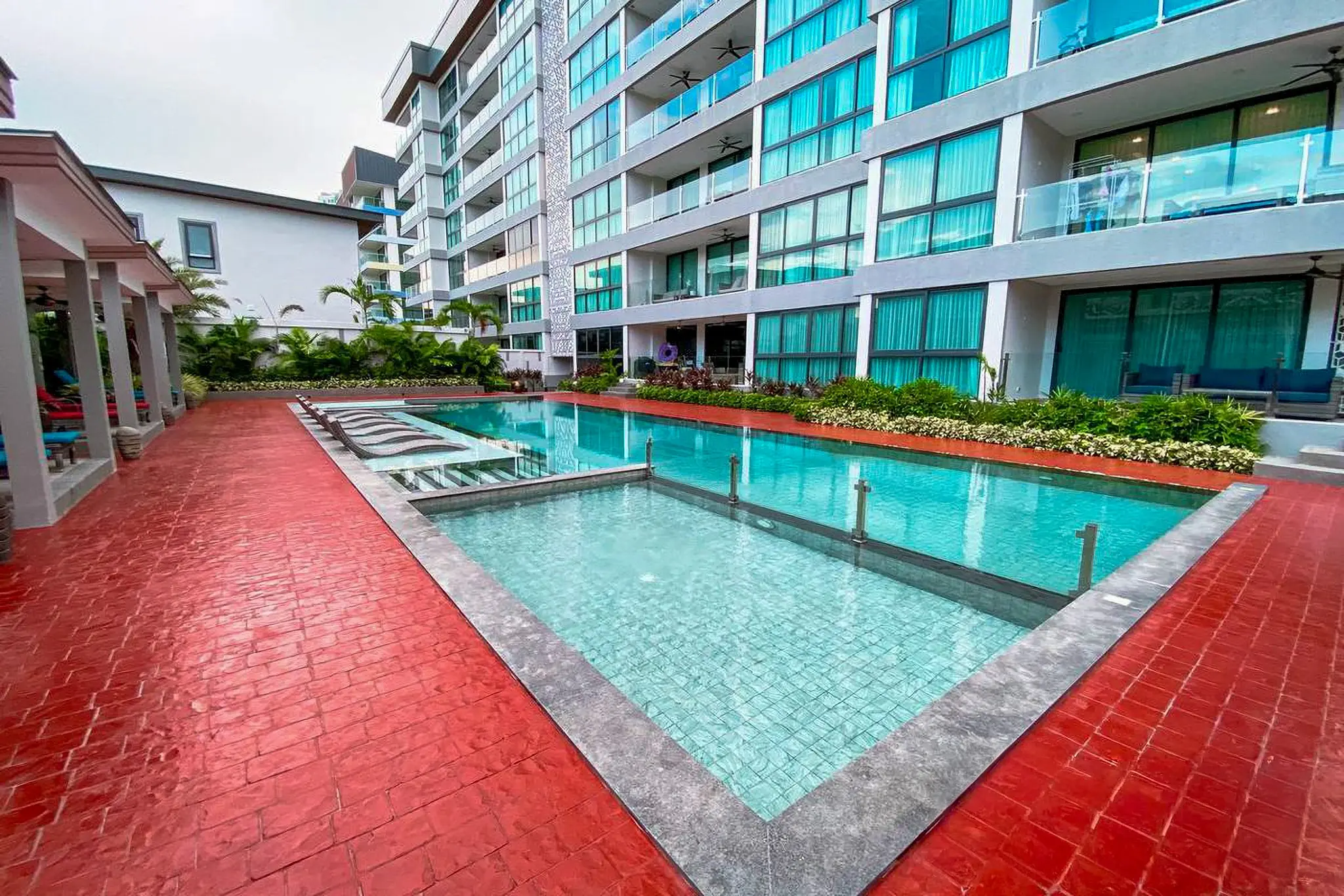  Luxury 3-Bedroom Condo Ready to Move In - Serenity Residence Jomtien