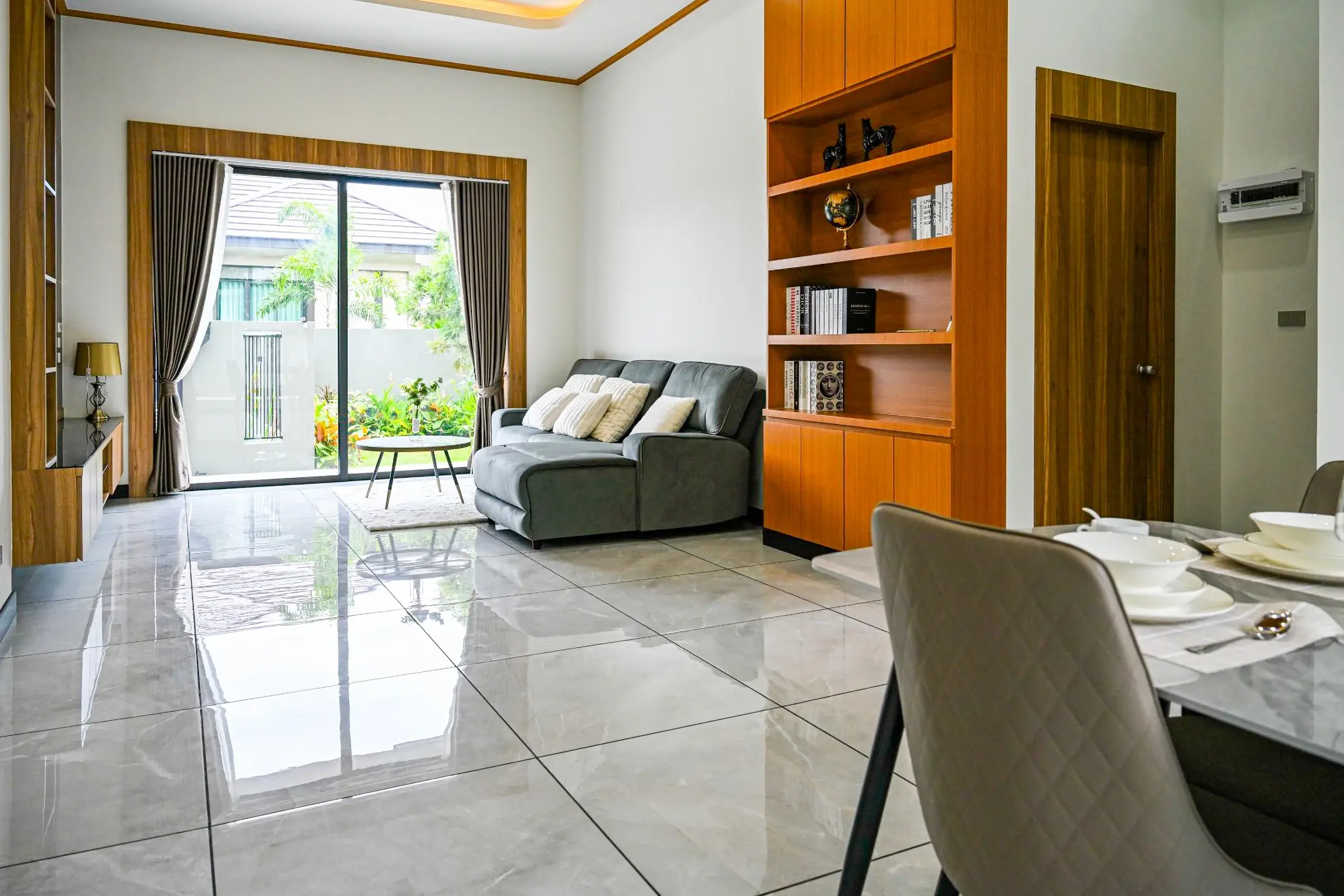 For Sale Luxury House with Private Pool Modern Design – Amarin House Pattaya