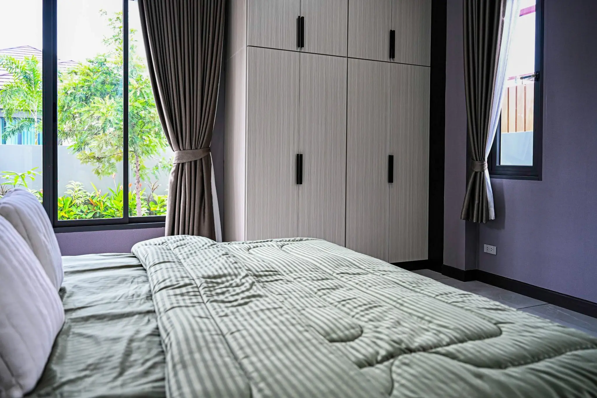 For Sale Luxury House with Private Pool Modern Design – Amarin House Pattaya