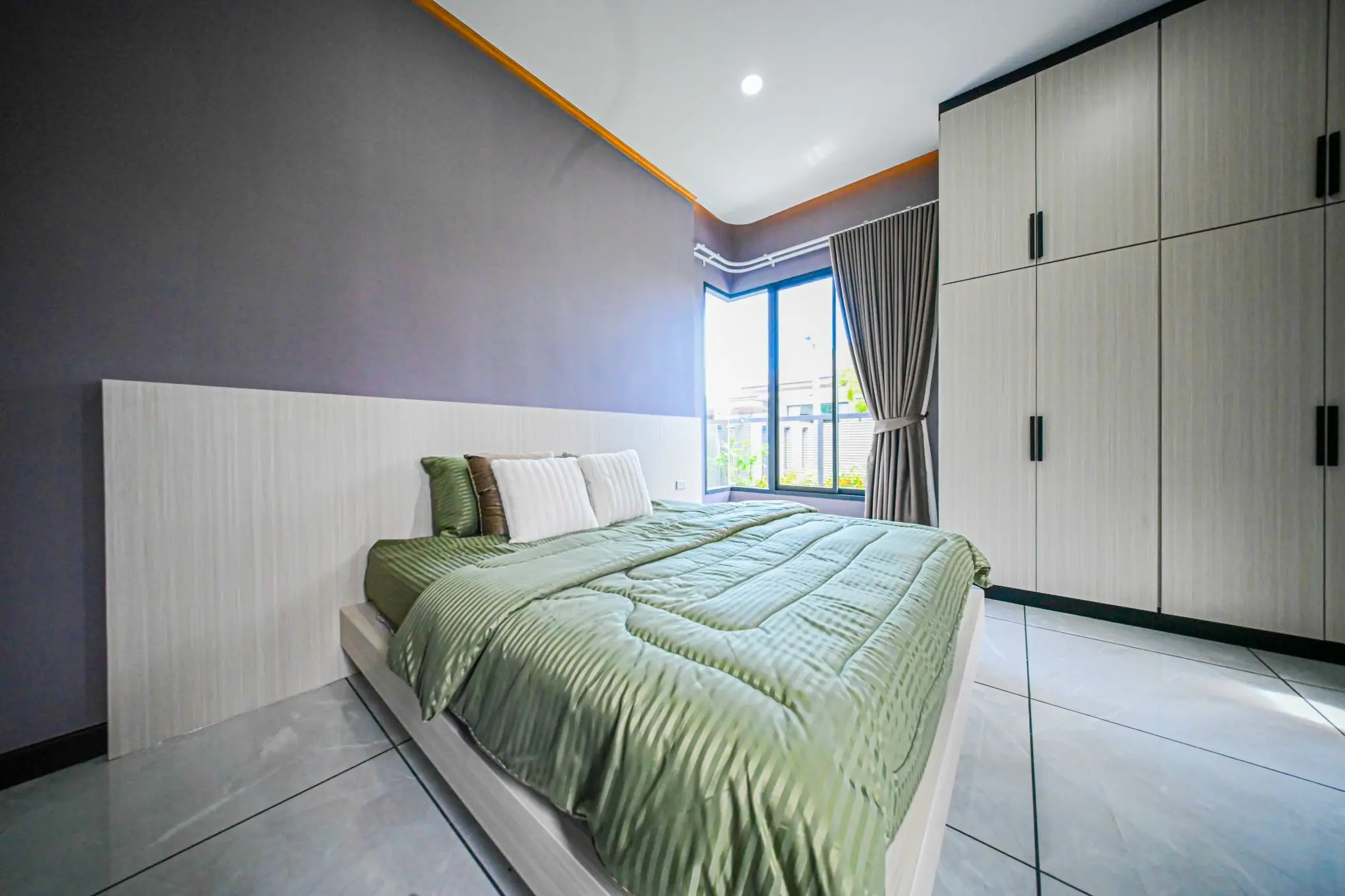 For Sale Luxury House with Private Pool Modern Design – Amarin House Pattaya