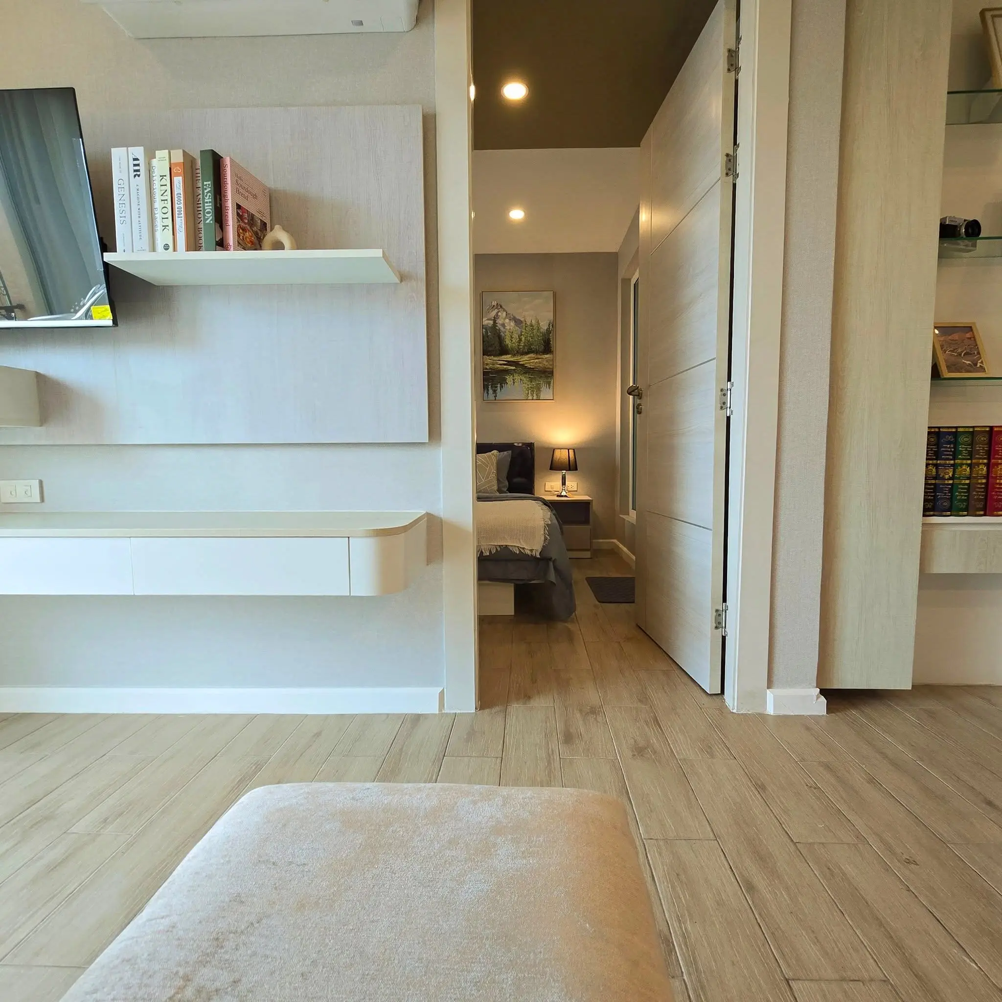 Condo for Sale at Seven Seas Jomtien – Fully Furnished with Pool View Near to Jomtien Beach
