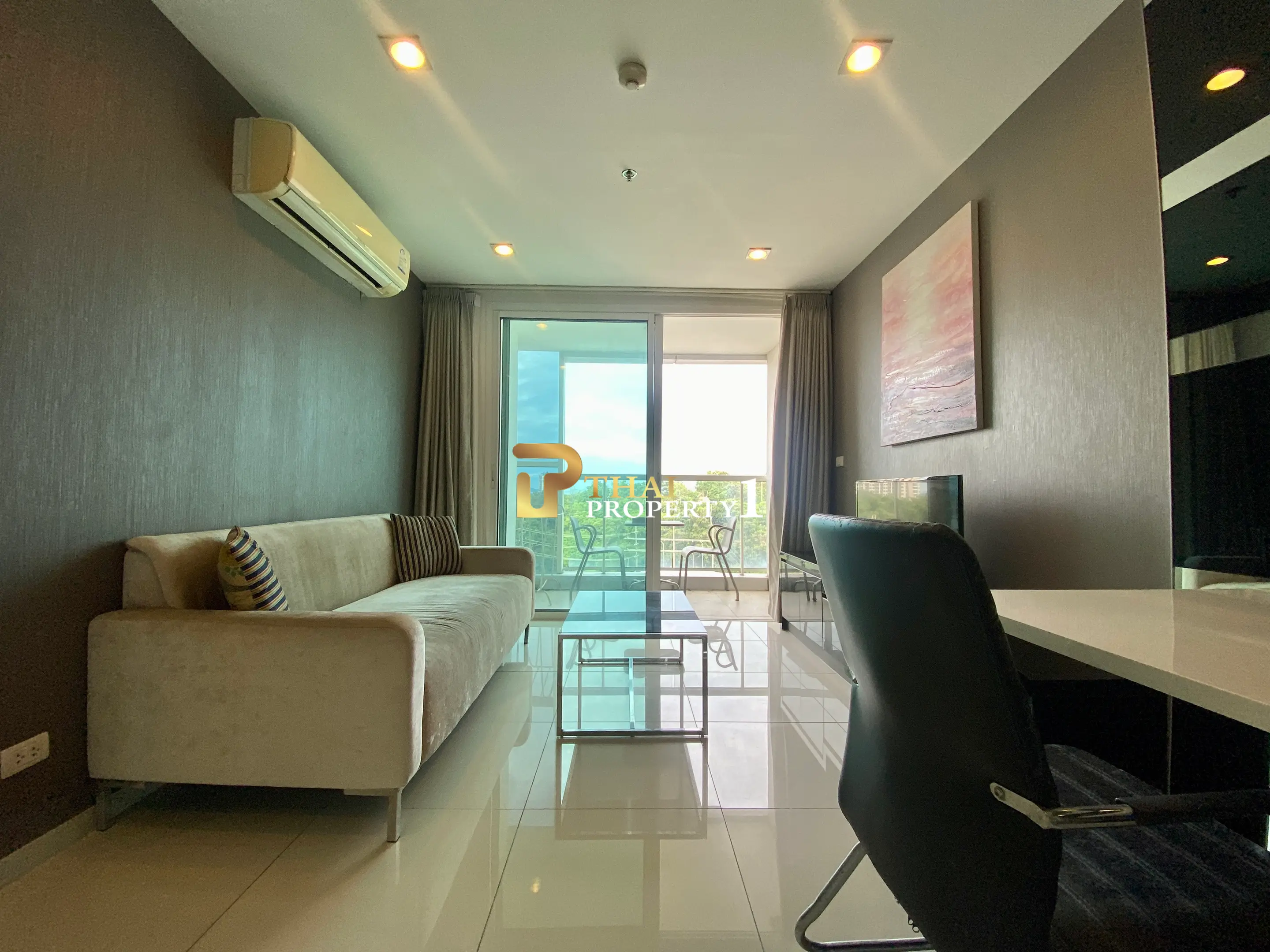 Sjø- og byutsikt 1-roms leilighet til salgs – The Vision Pratumnak, Pattaya