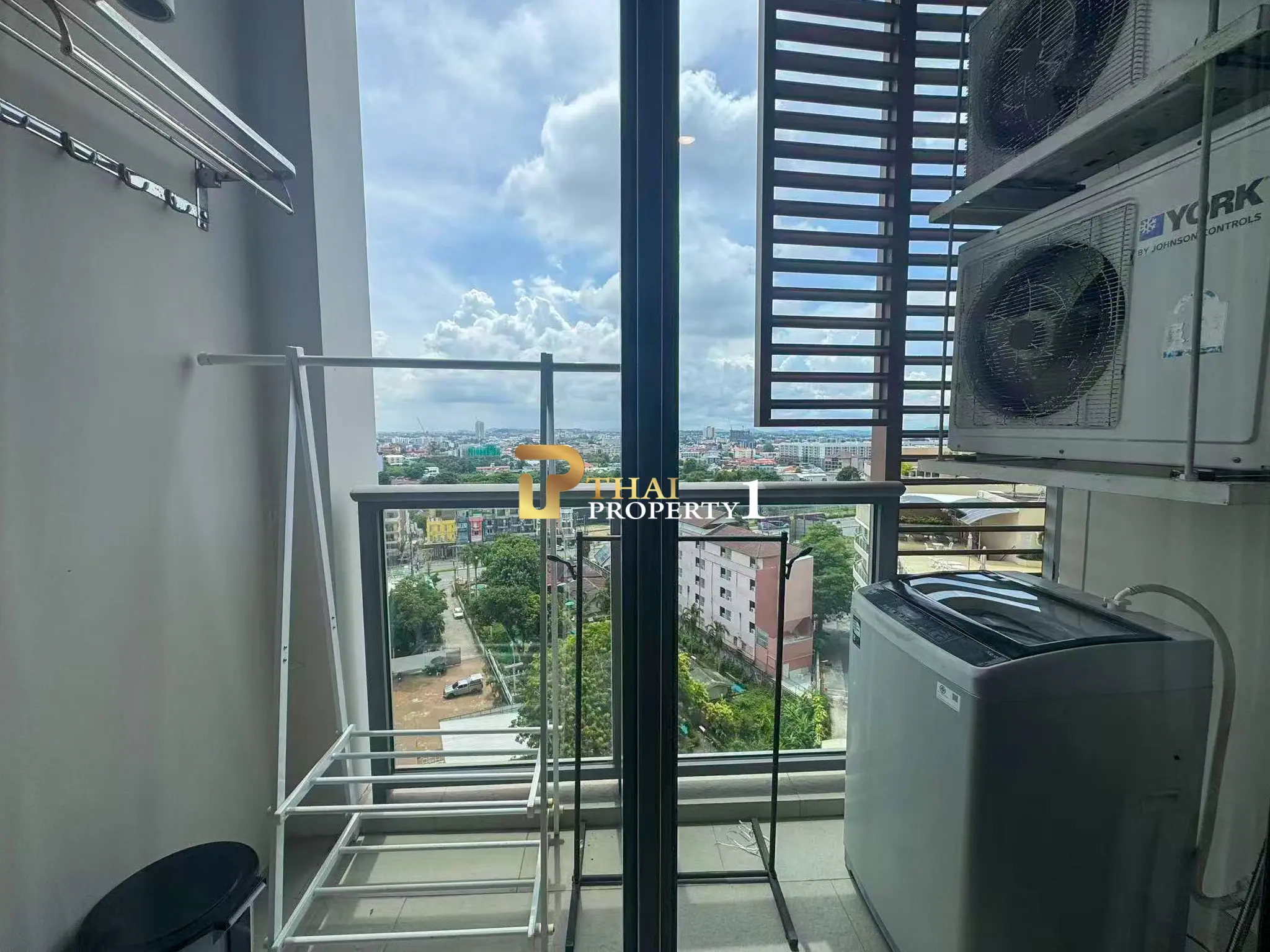 ขายคอนโด Unixx South Pattaya – 1 ห้องนอน วิวภูเขาและสระว่ายน้ำ ทำเลทองเขาพระตำหนัก