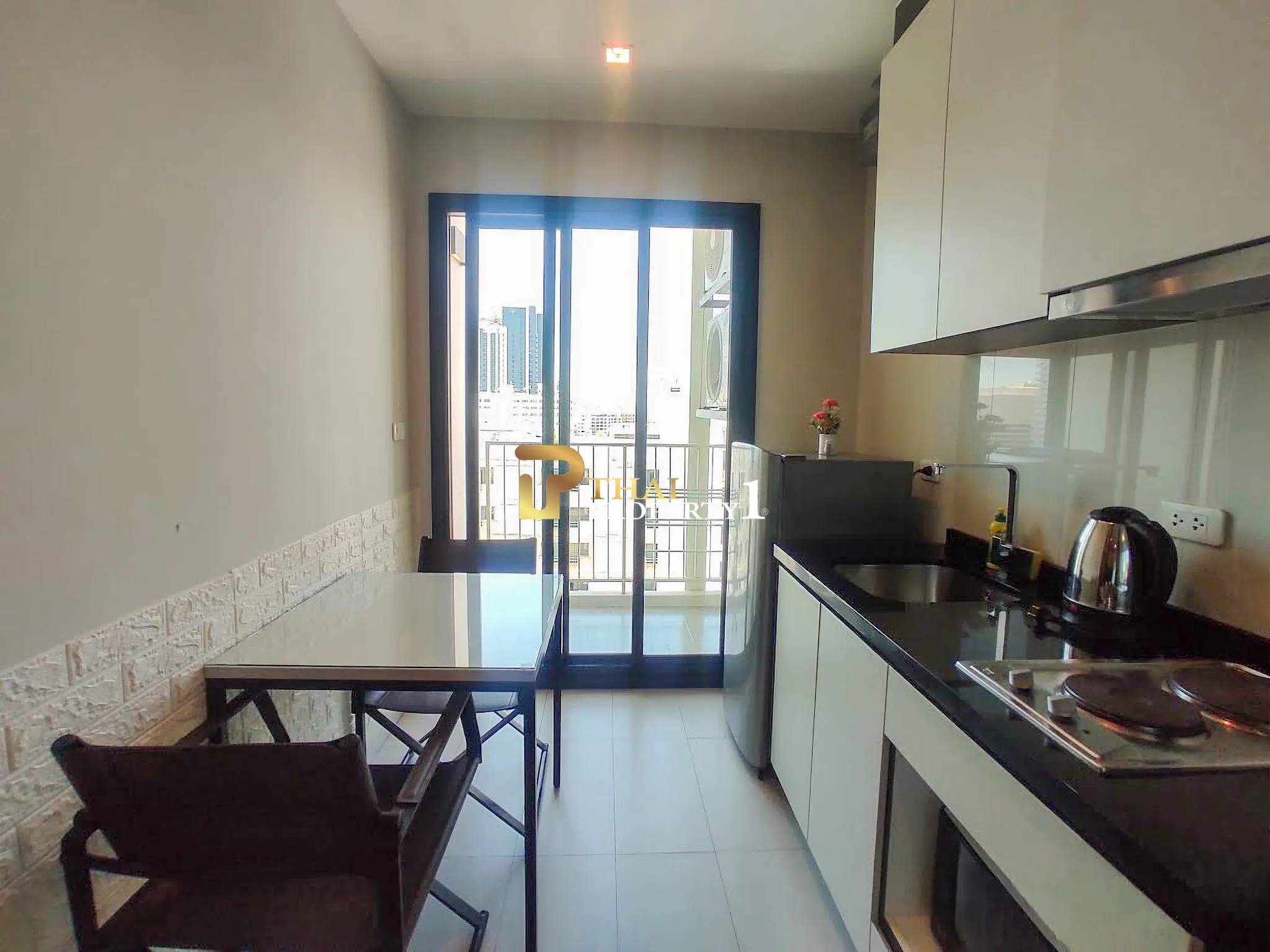 ขายคอนโด The Base Central Pattaya – 1 ห้องนอน วิวเมือง ทำเลใจกลางพัทยา