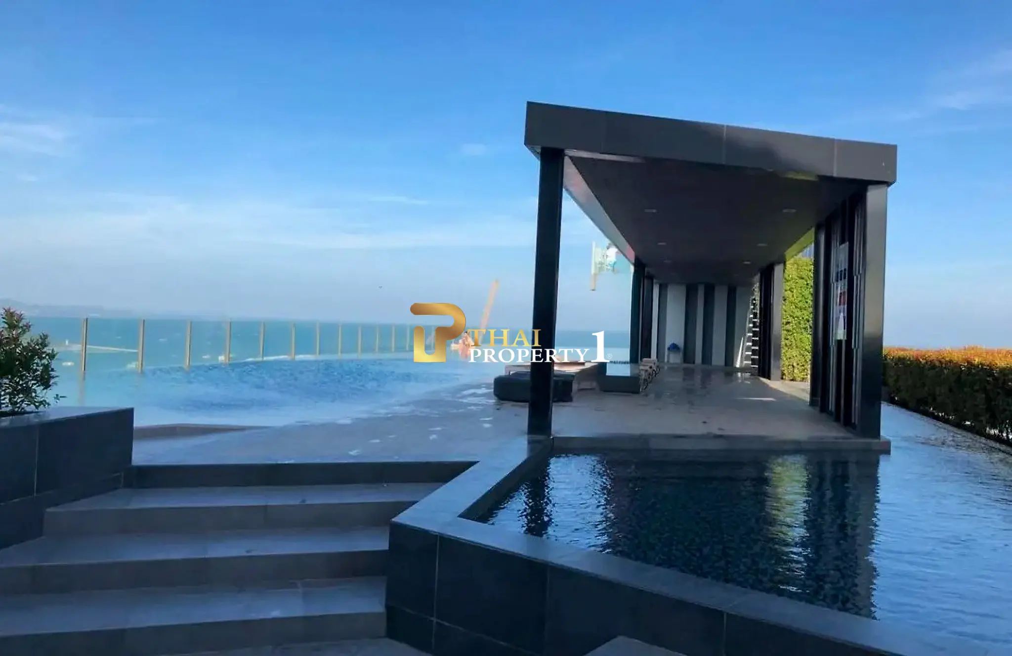 ขายคอนโด The Base Central Pattaya – 1 ห้องนอน วิวเมือง ทำเลใจกลางพัทยา
