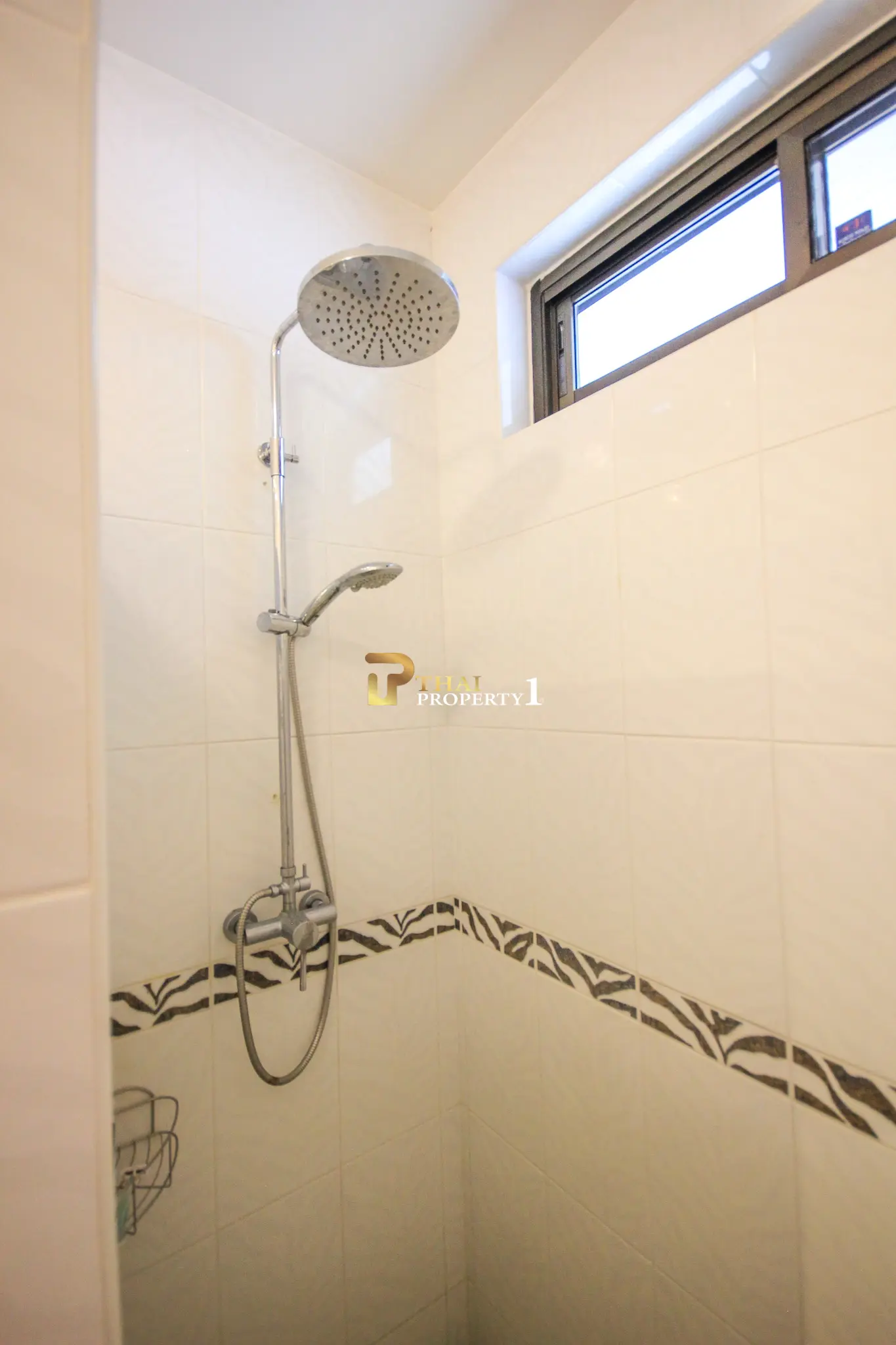 2-Bedroom Villa for Sale With Common Pool View – Pine Hill, Hua Hin Soi 6