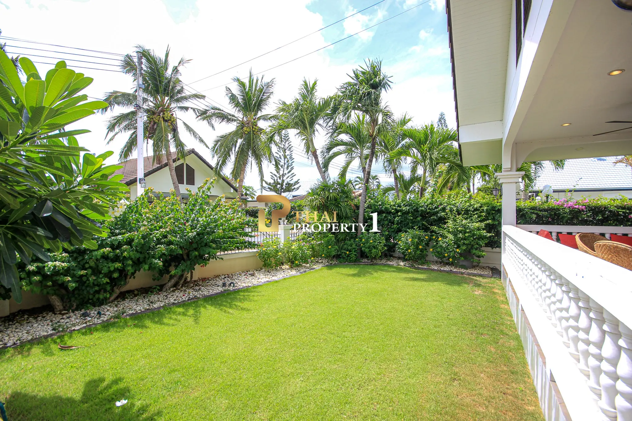 2-Bedroom Villa for Sale With Common Pool View – Pine Hill, Hua Hin Soi 6