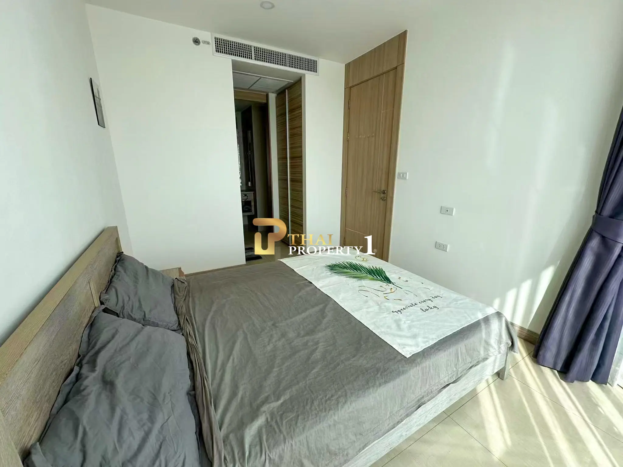 Sea View 1-Bedroom Condo for Sale The Riviera Jomtien Pattaya