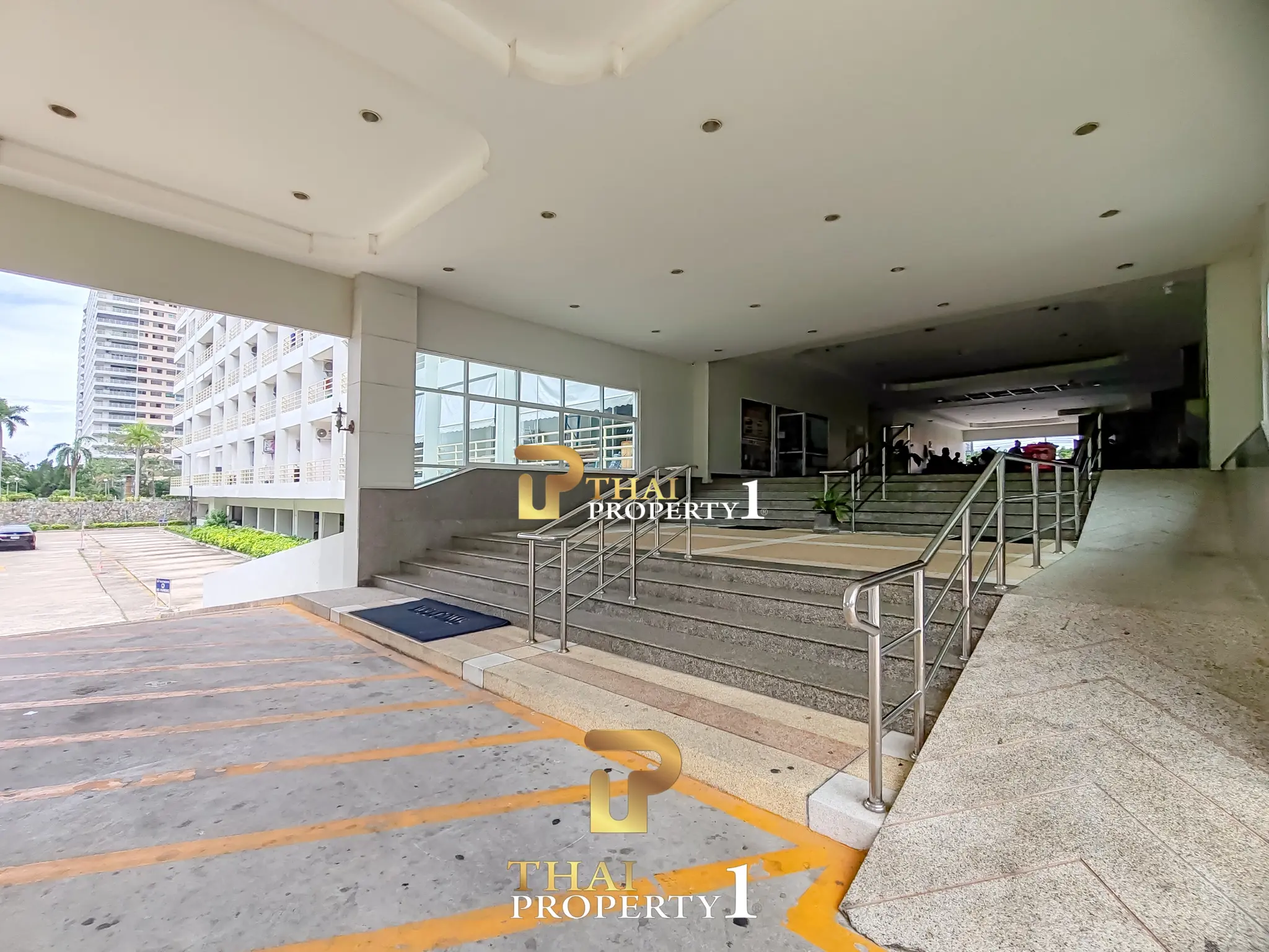 Sea View 1-Bedroom Condo for Sale – View Talay 5C Jomtien Pattaya