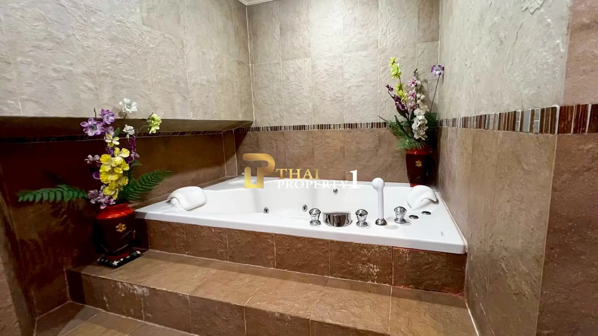 Sea View 1-Bedroom Condo for Sale – View Talay 5C Jomtien Pattaya