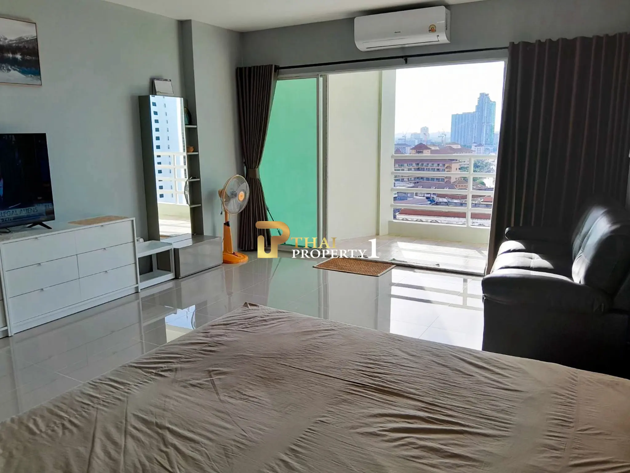 Partial Sea View Studio Condo for Sale – View Talay 5D Jomtien Pattaya