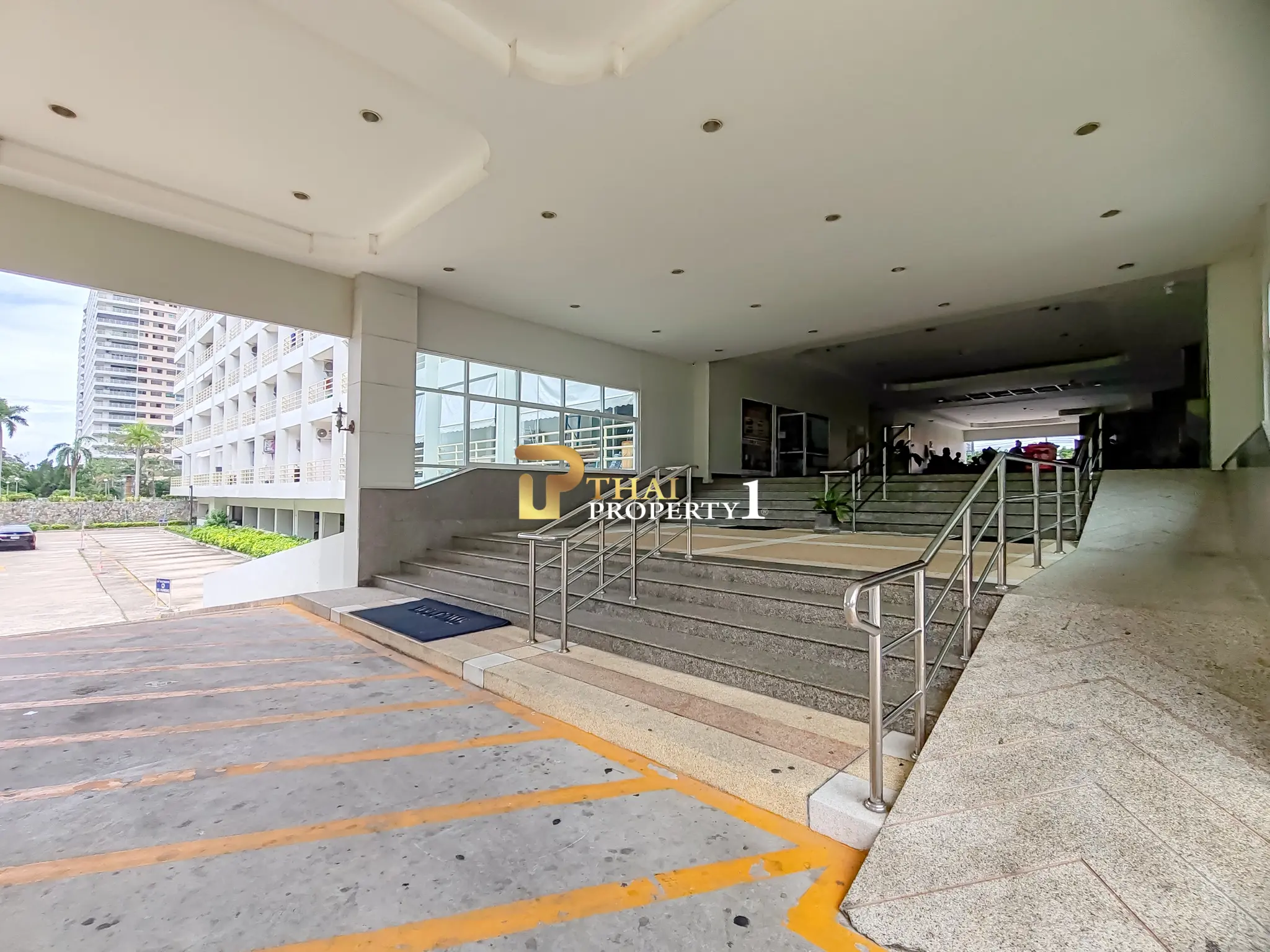 Partial Sea View Studio Condo for Sale – Thai Name View Talay 5D Jomtien Pattaya