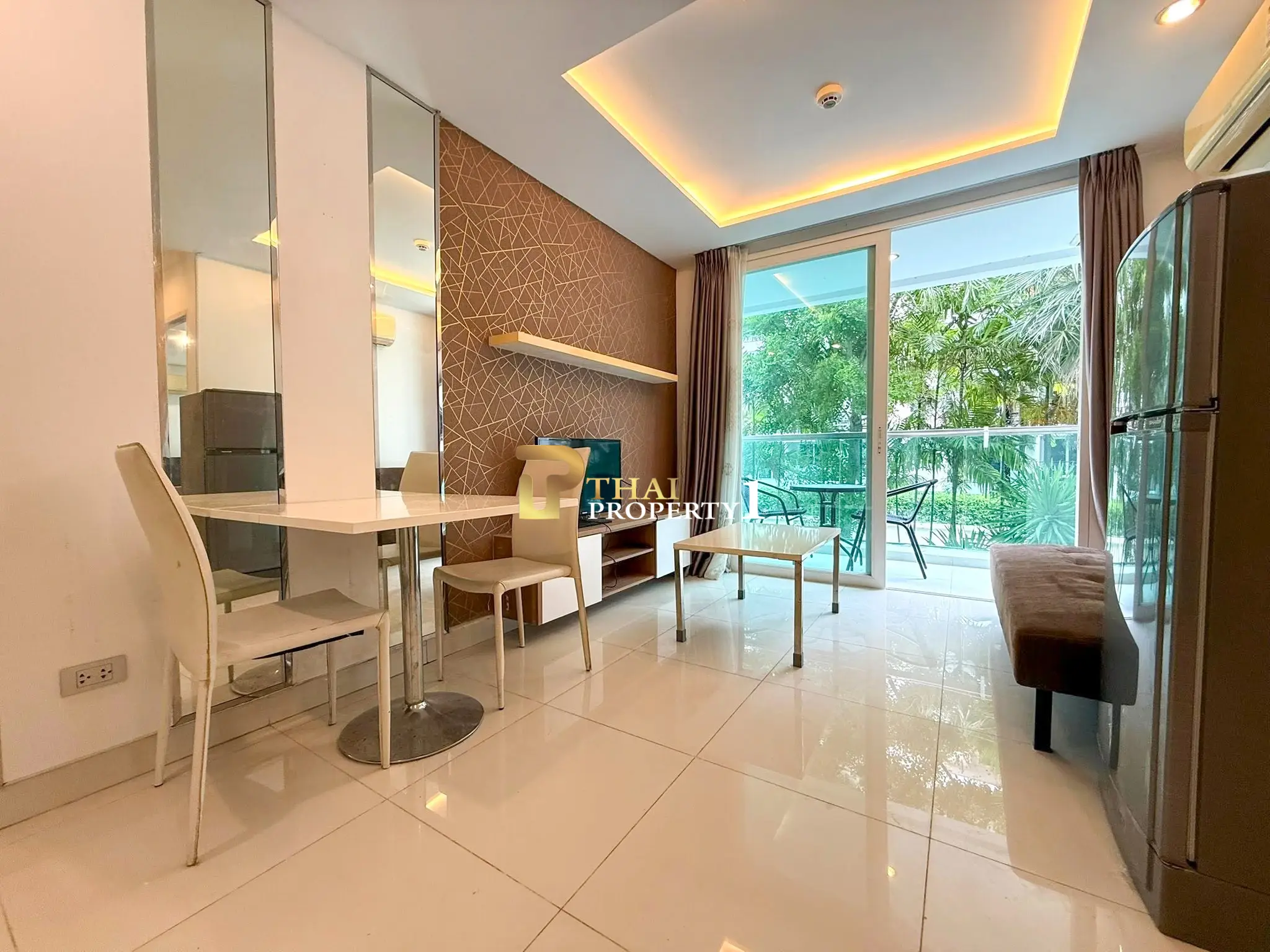 ขายคอนโด Amazon Residence Jomtien – 1 ห้องนอน วิวสระว่ายน้ำ เพียง 1.59 ล้าน